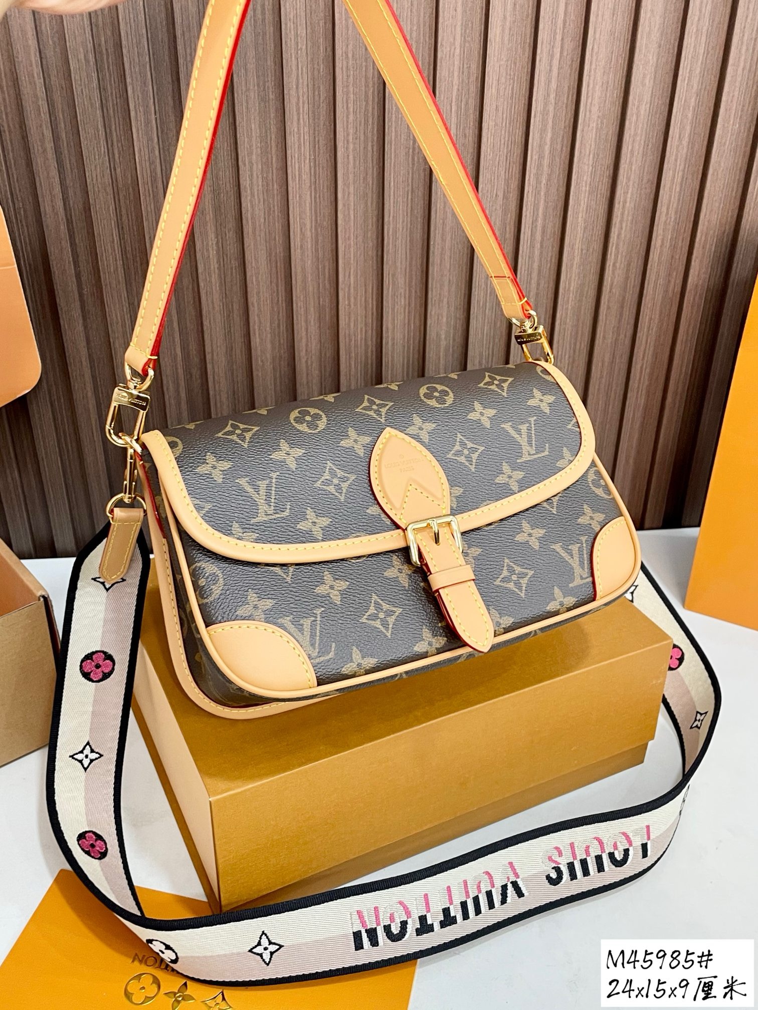 M45985 (24*15*9cm) 5