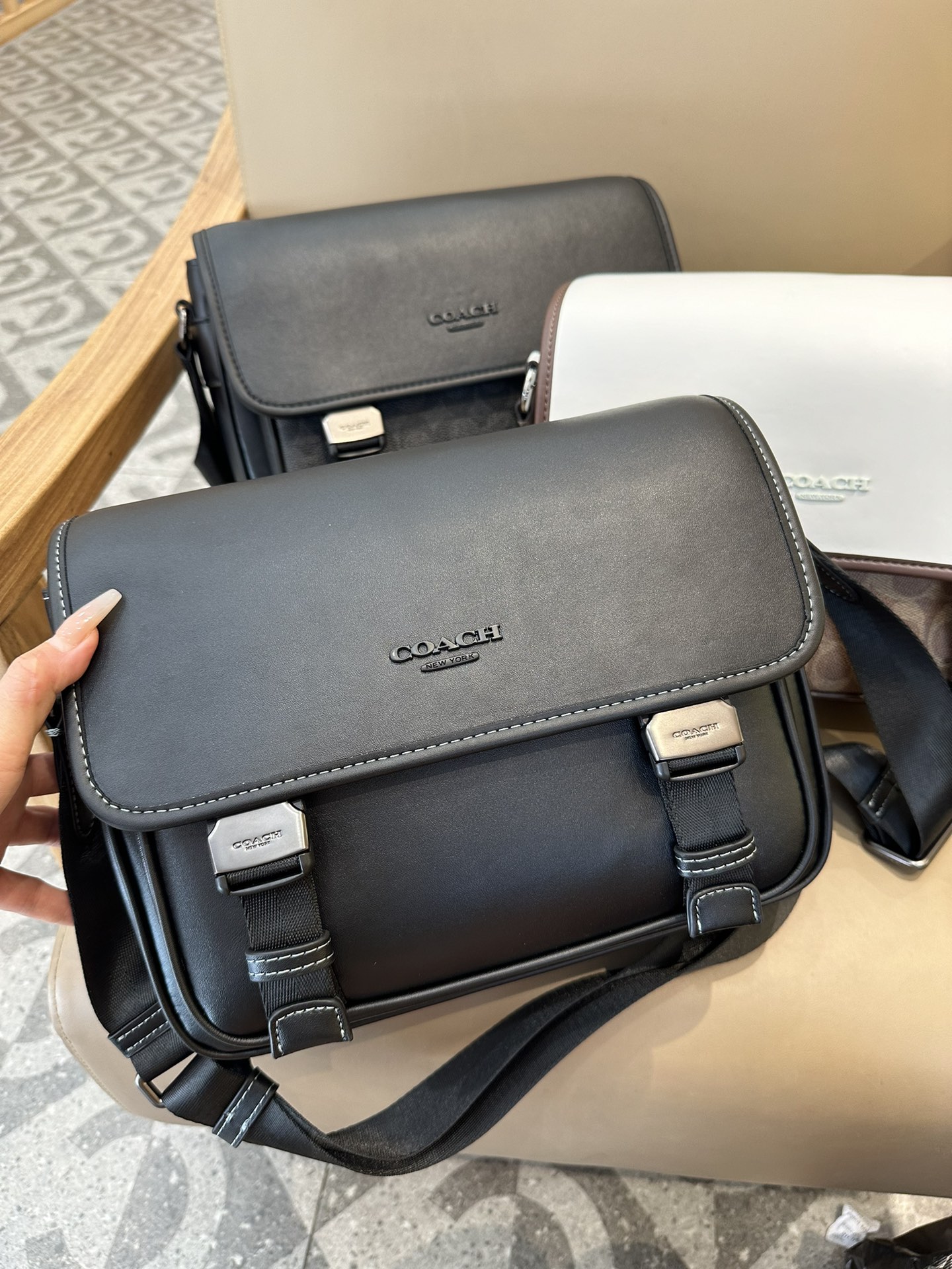 COACH (modelo para caballero)