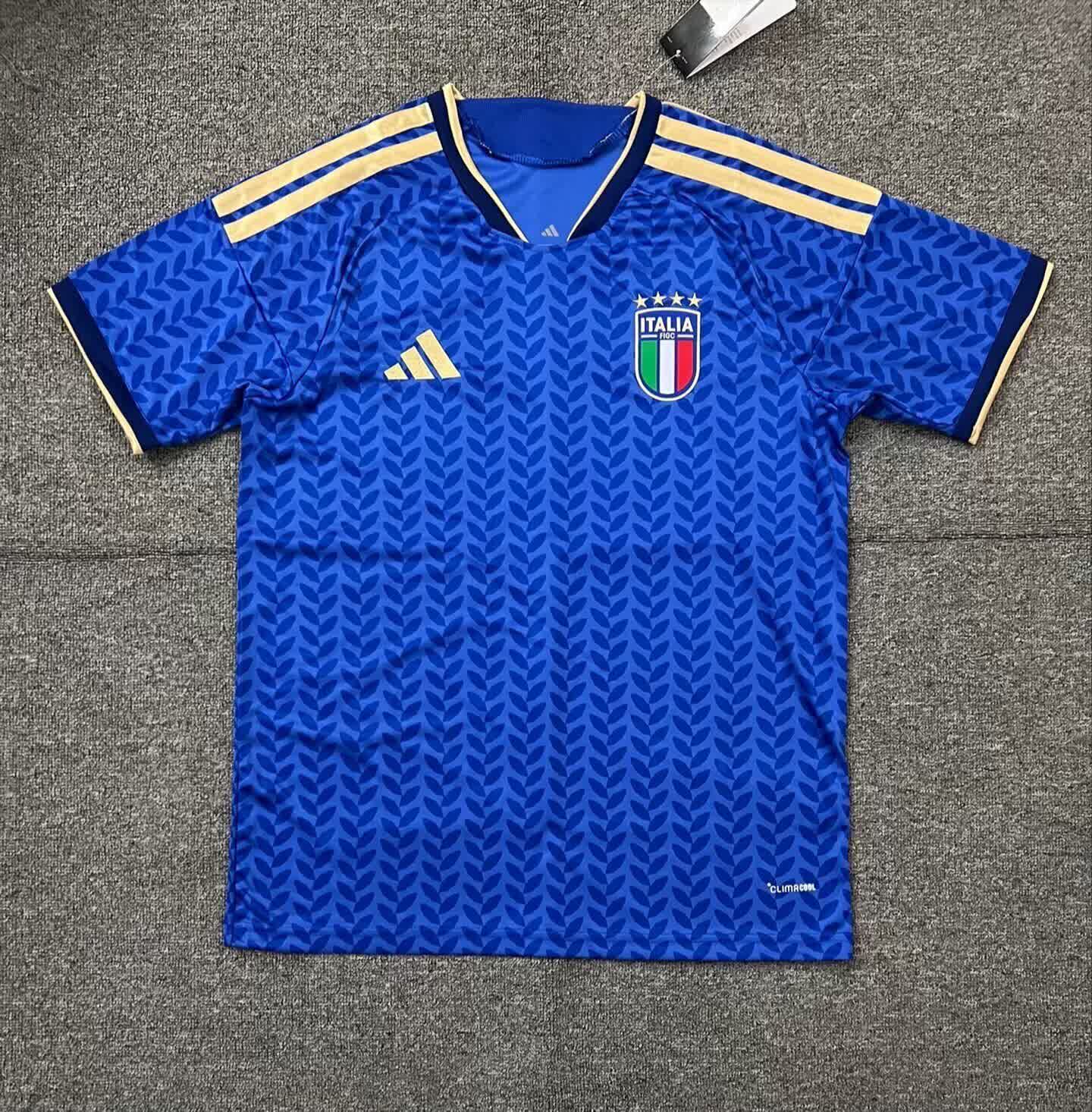 Camiseta de visita de Italia