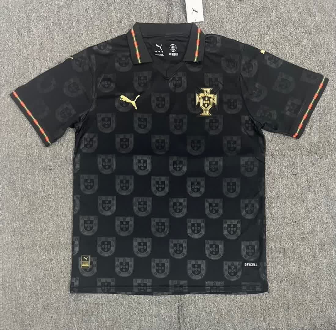 Camiseta negra edición especial de Portugal