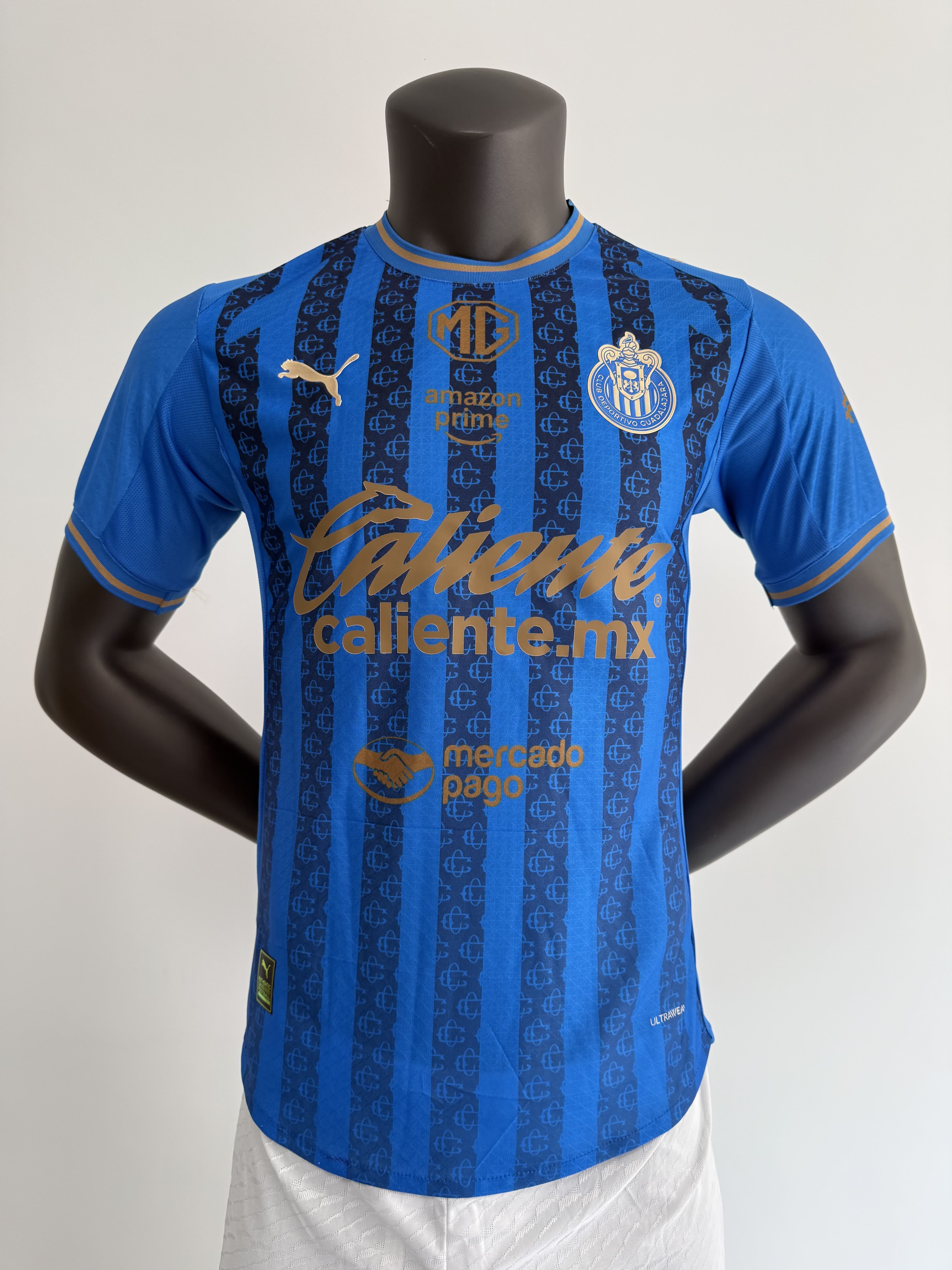 Segunda camiseta de visita de Chivas