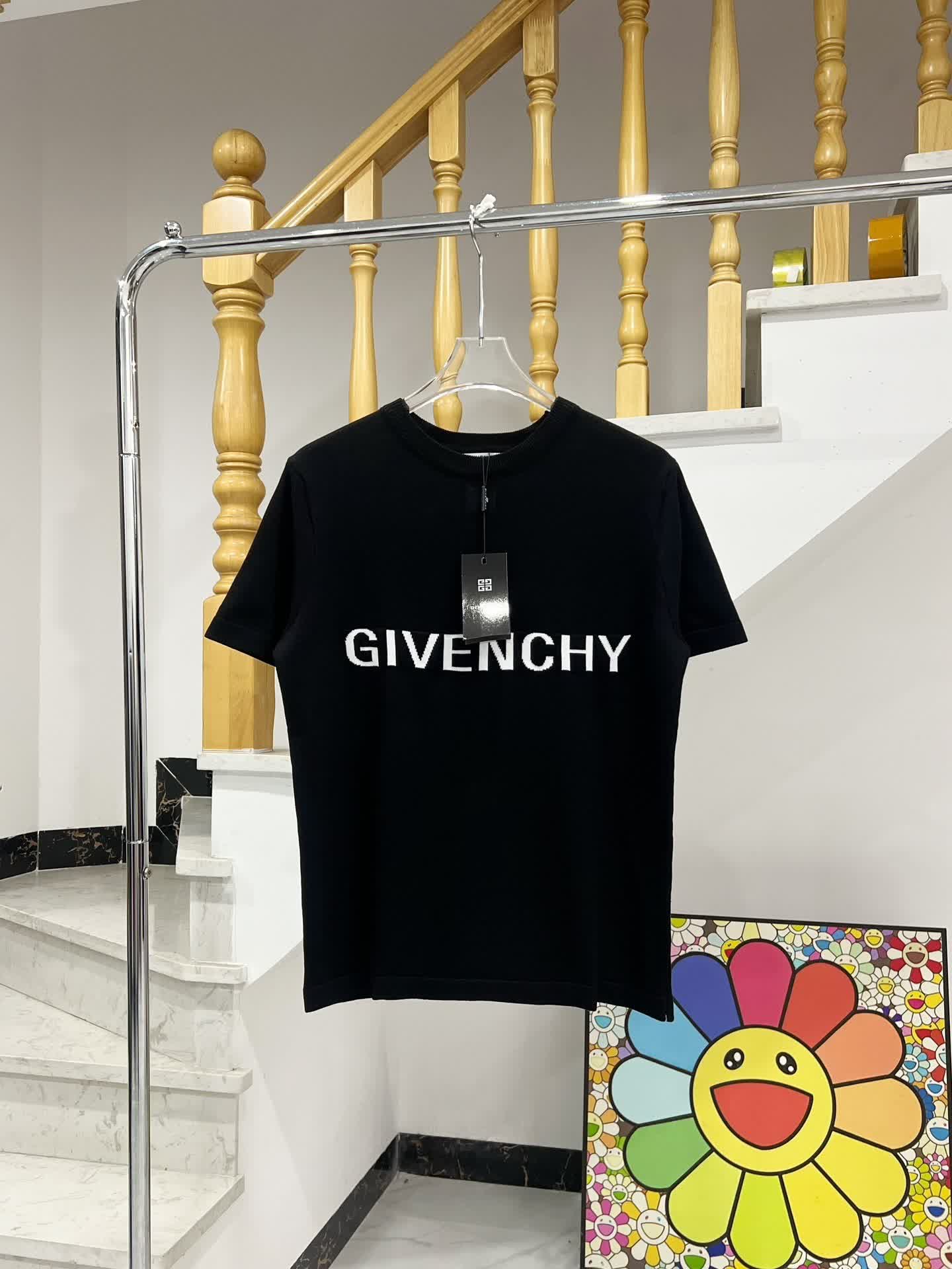 GIV0236