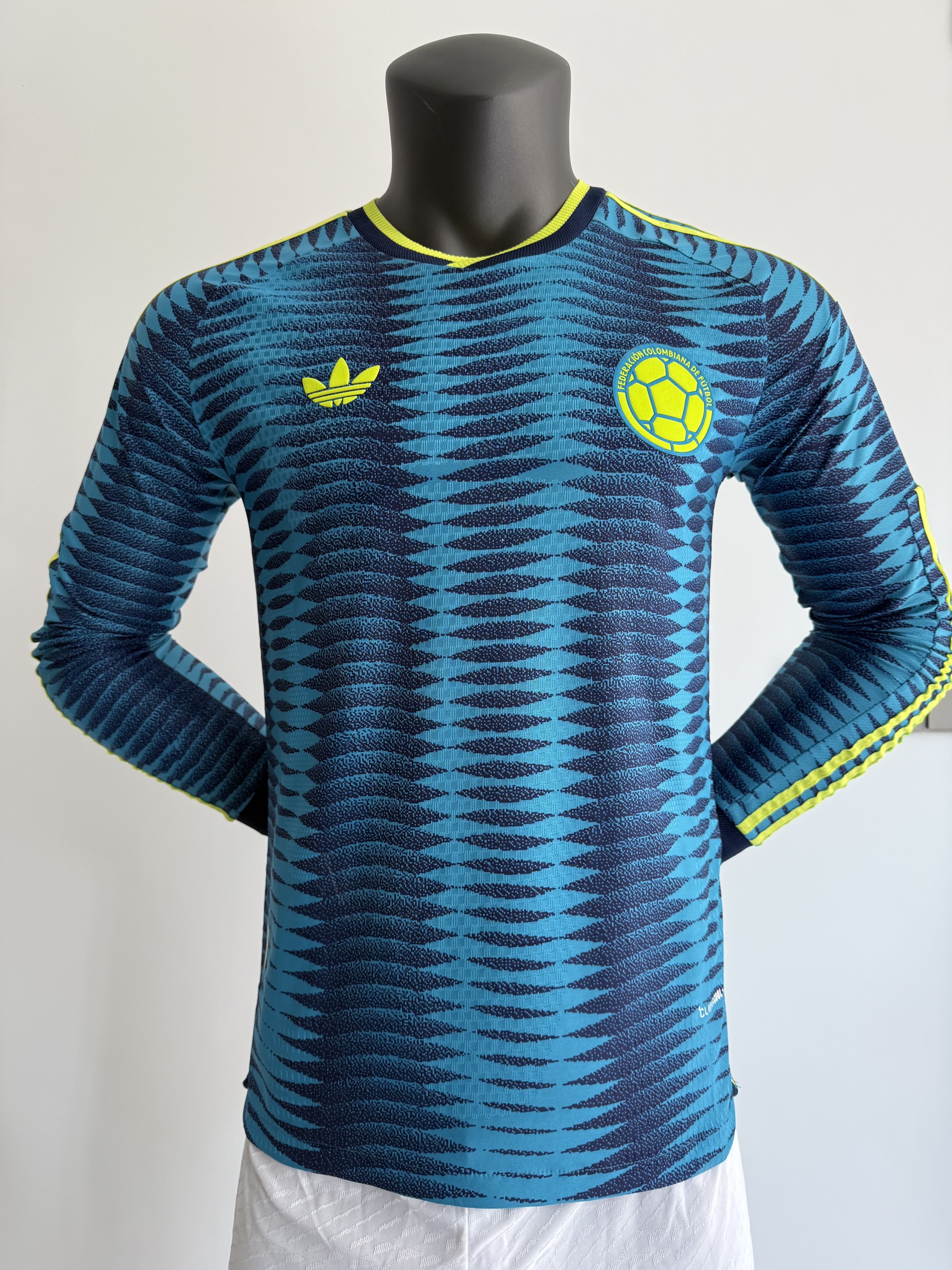 Camiseta de visita de Colombia 1