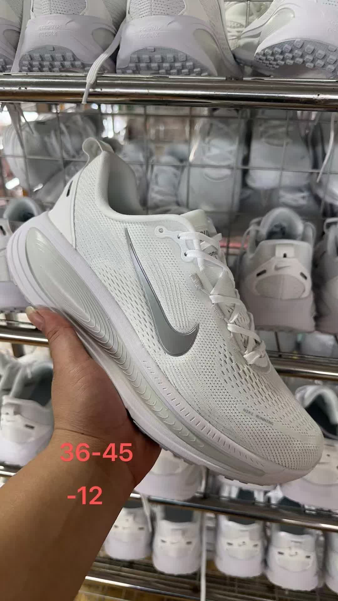 Nike ZoomX Invincible Run