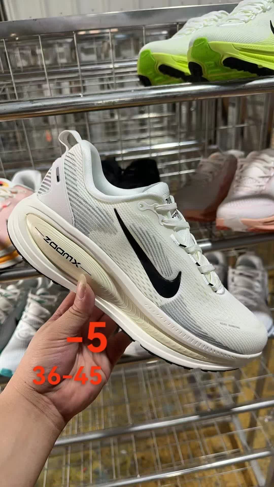 Nike ZoomX Invincible Run