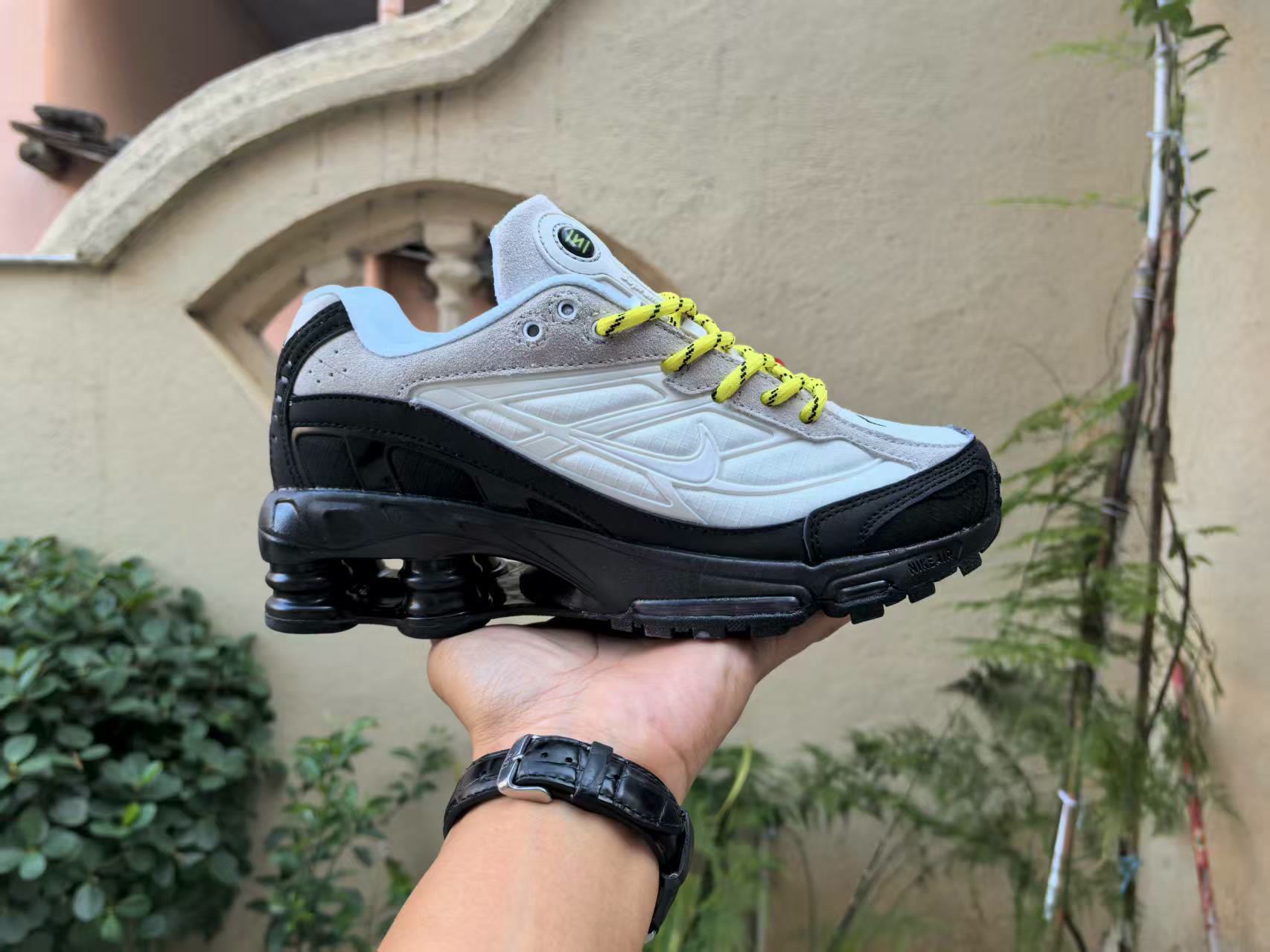 Nike Shox