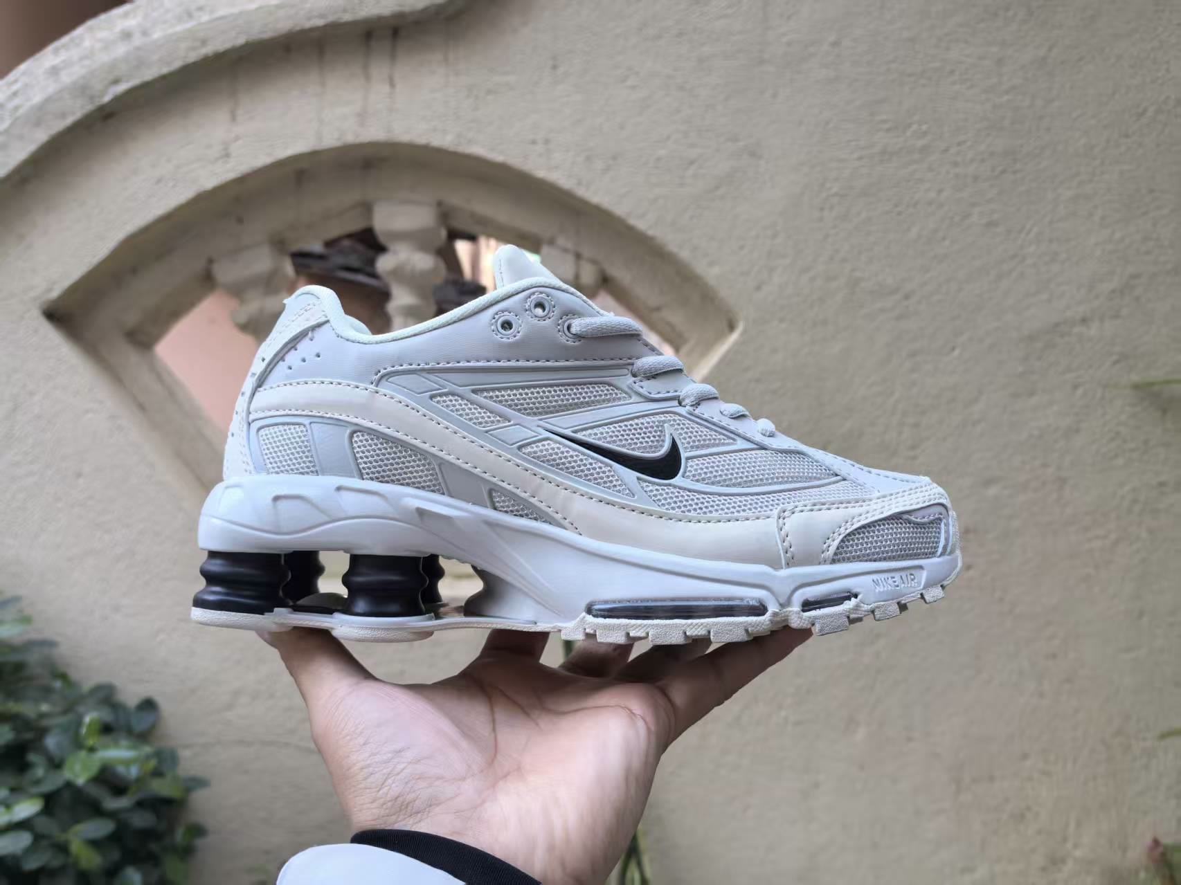 Nike Shox