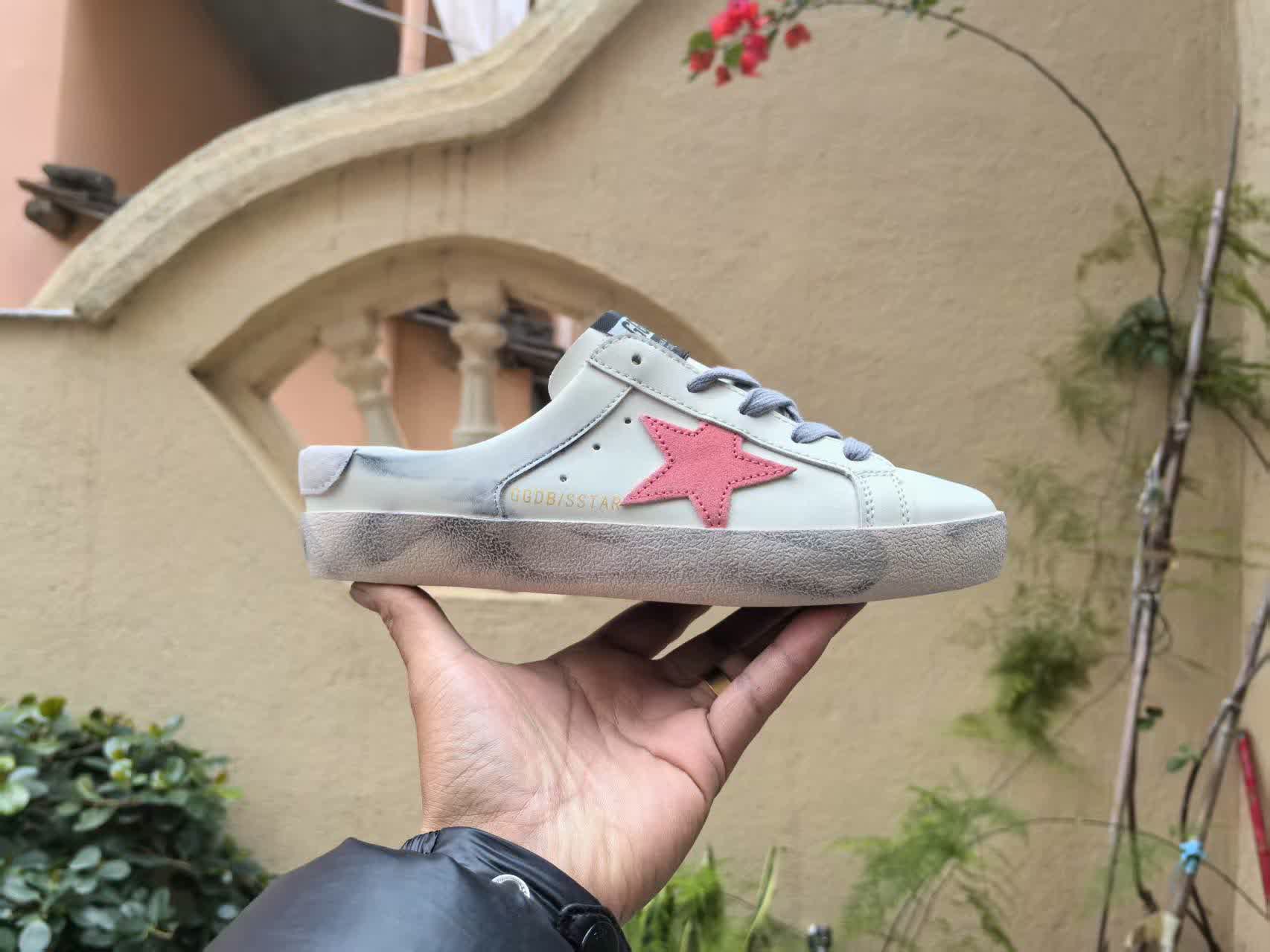 Golden Goose Super-Star