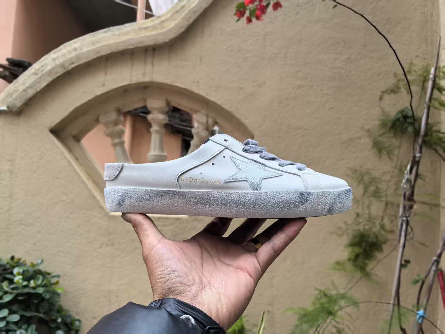 Golden Goose Super-Star
