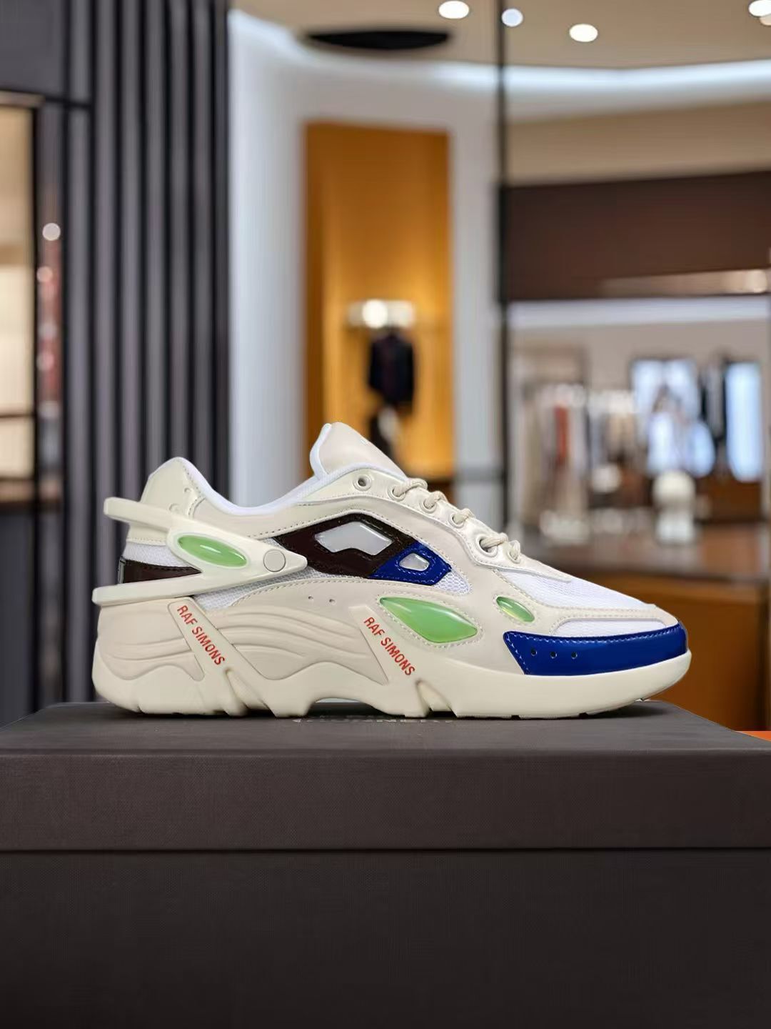Raf Simons