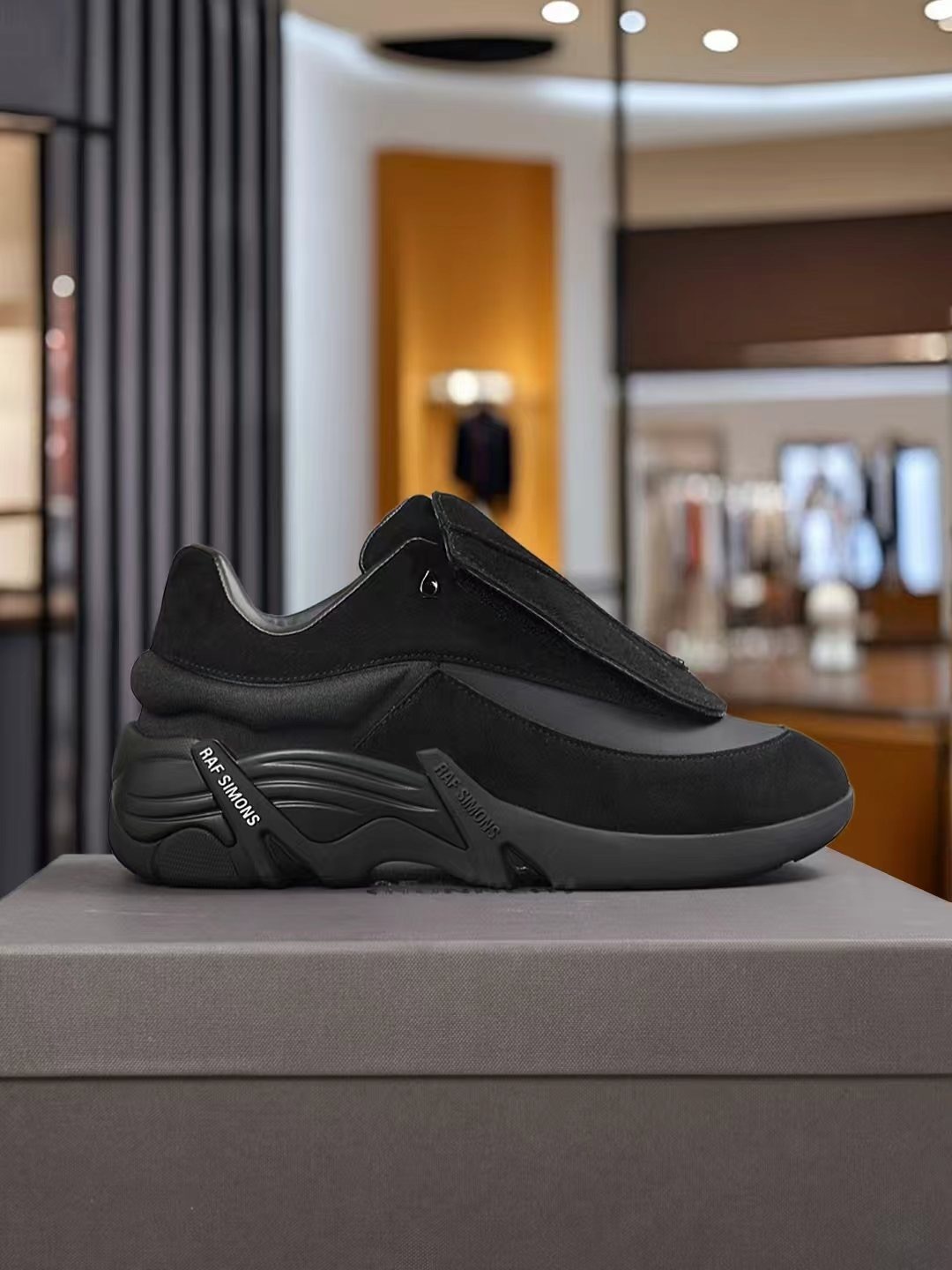 Raf Simons
