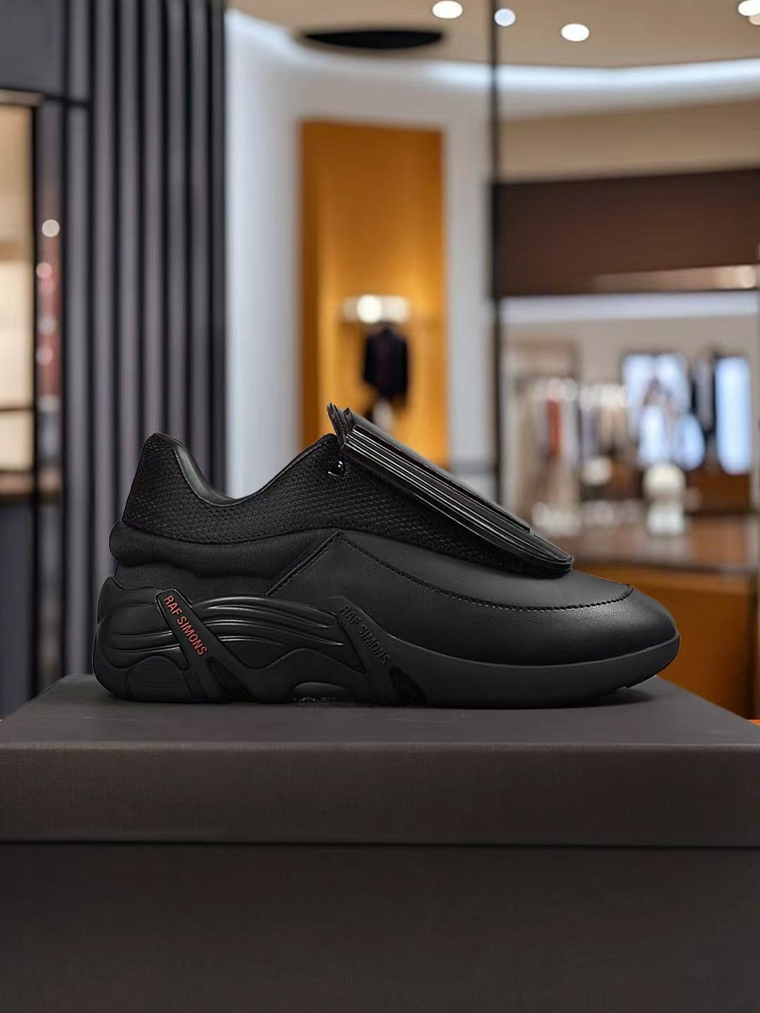 Raf Simons
