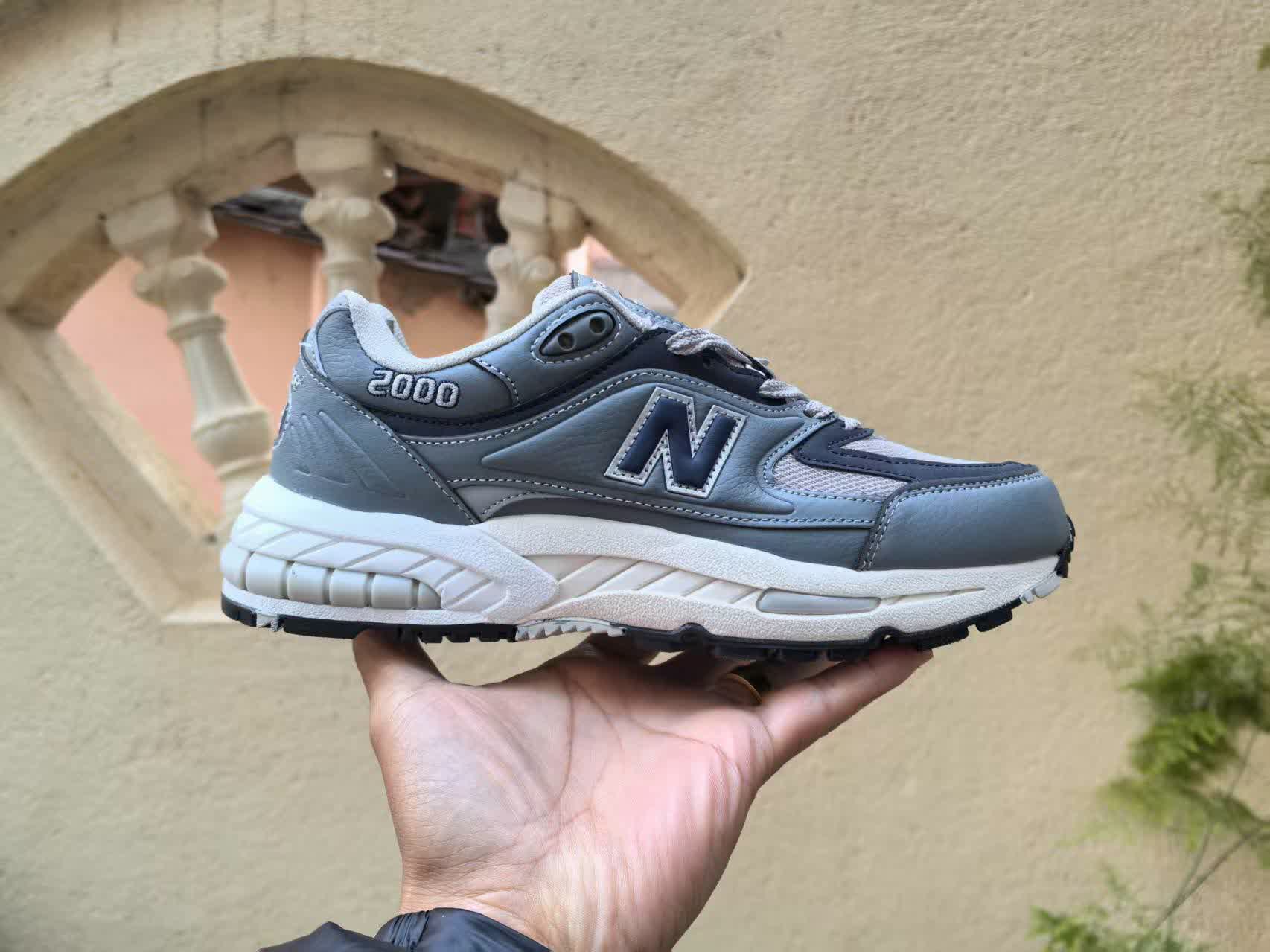 New Balance 2002