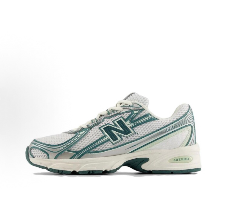 New Balance 740