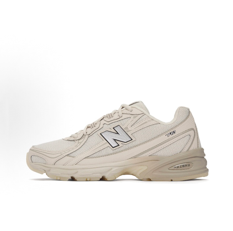 New Balance 740