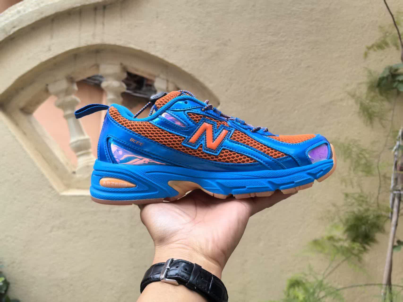 New Balance 740