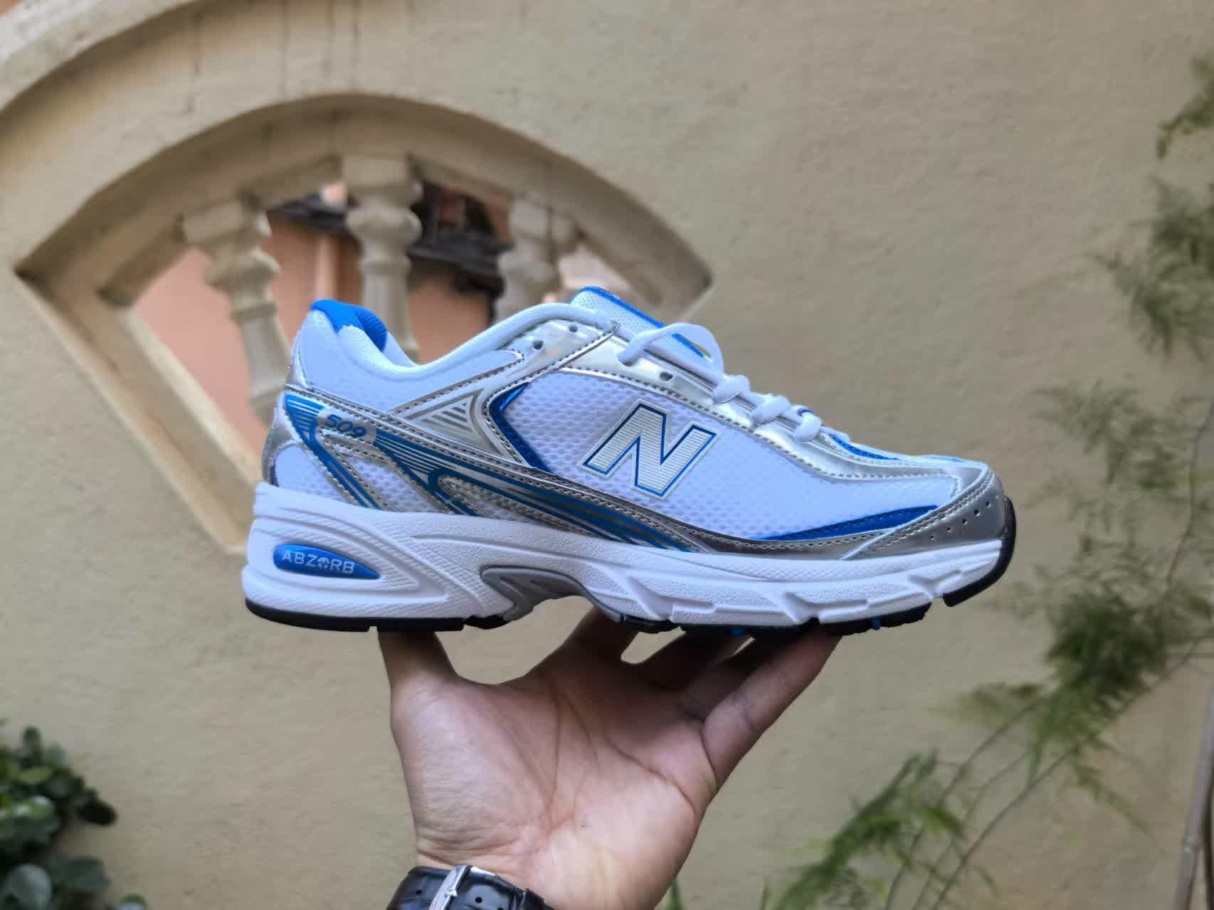 New Balance 565