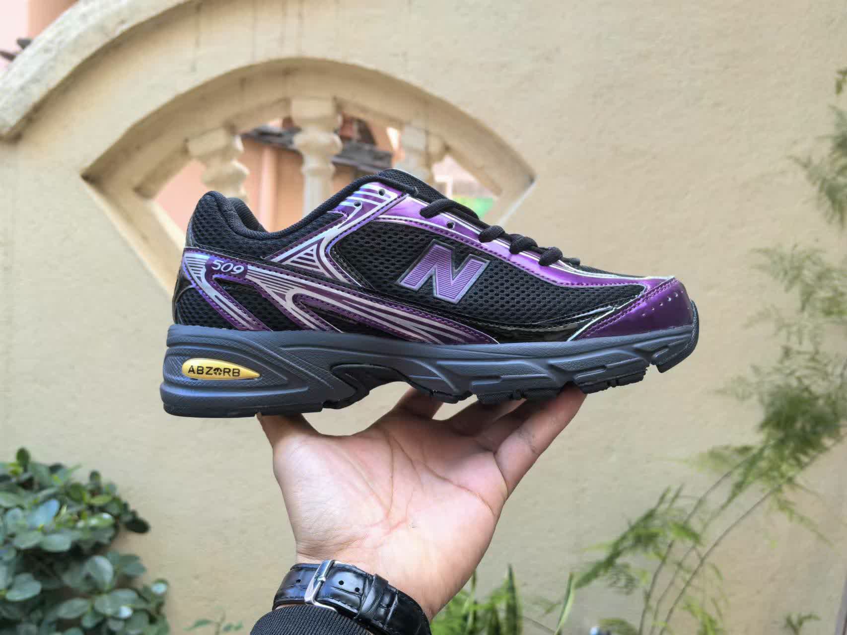 New Balance 565