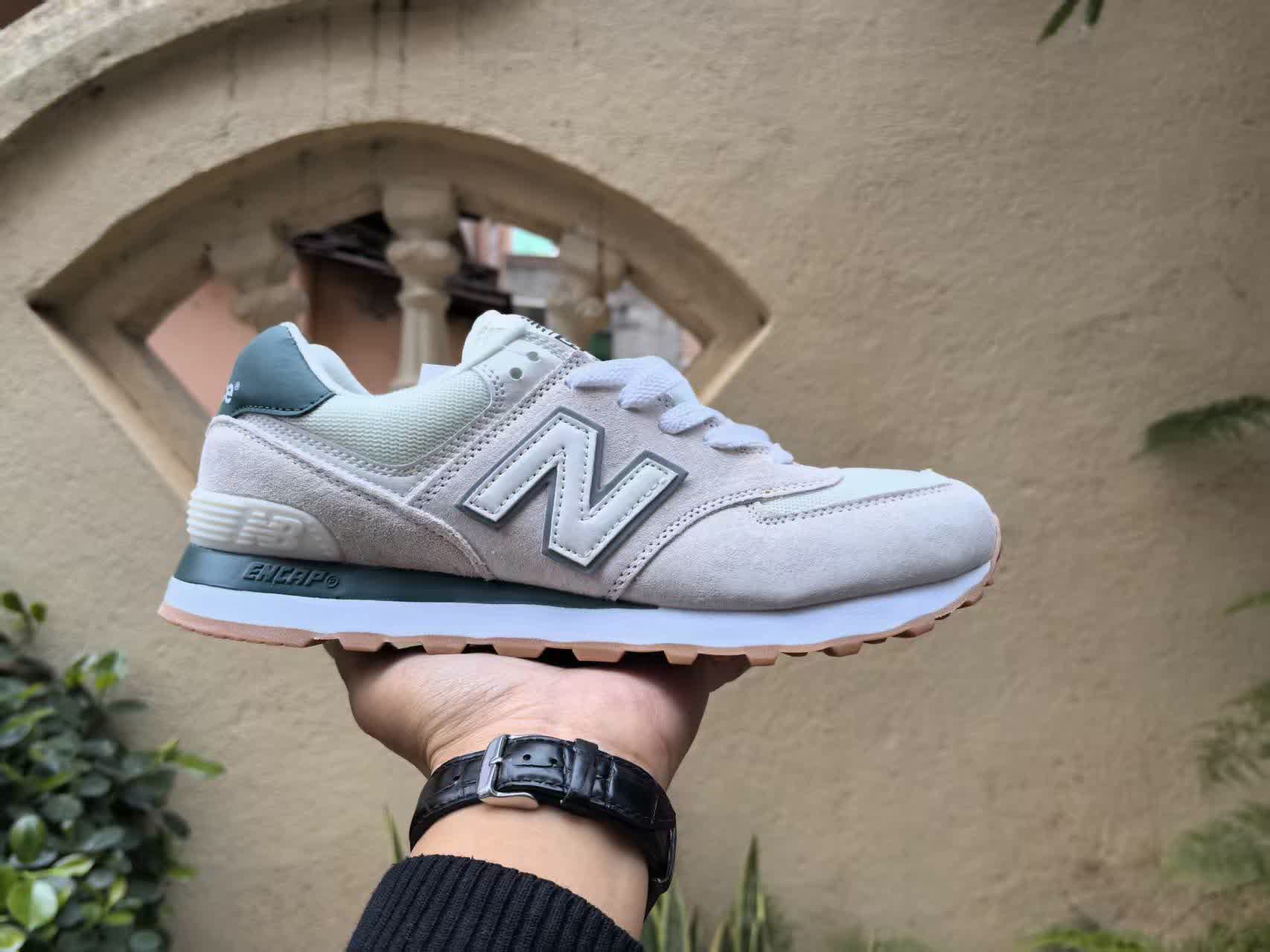 New Balance 574