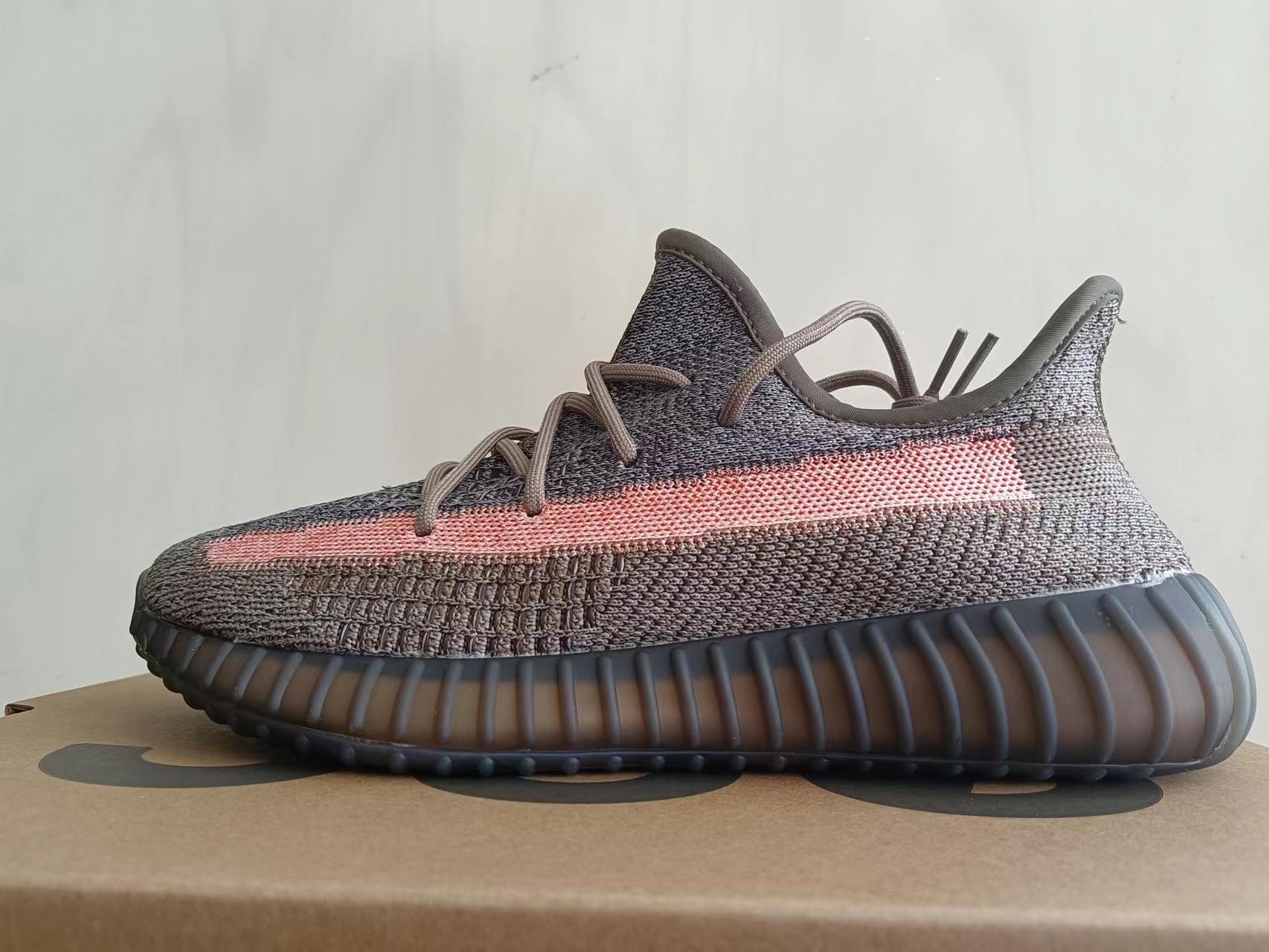 Adidas yeezy 350 v2