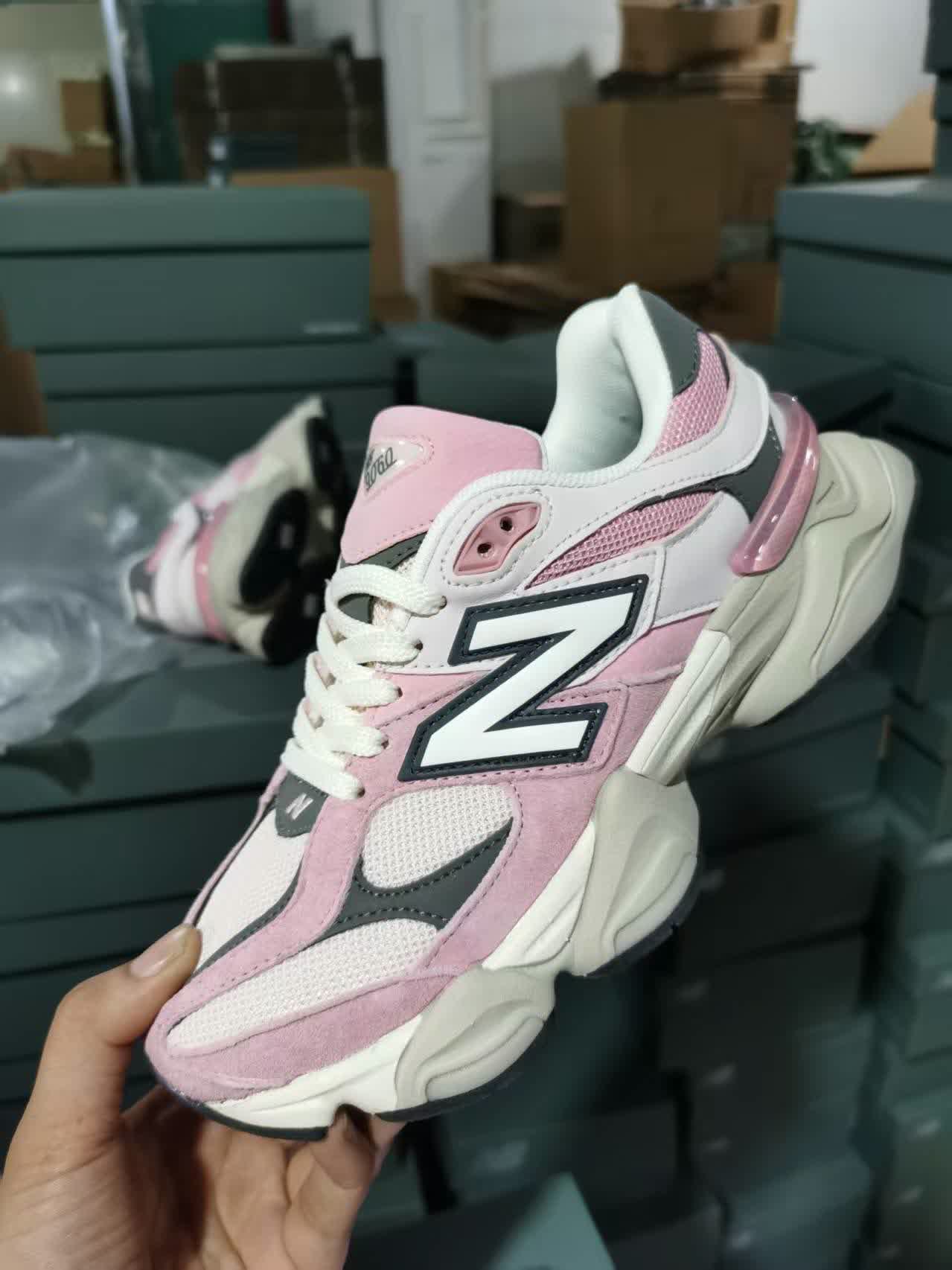 New Balance 9060