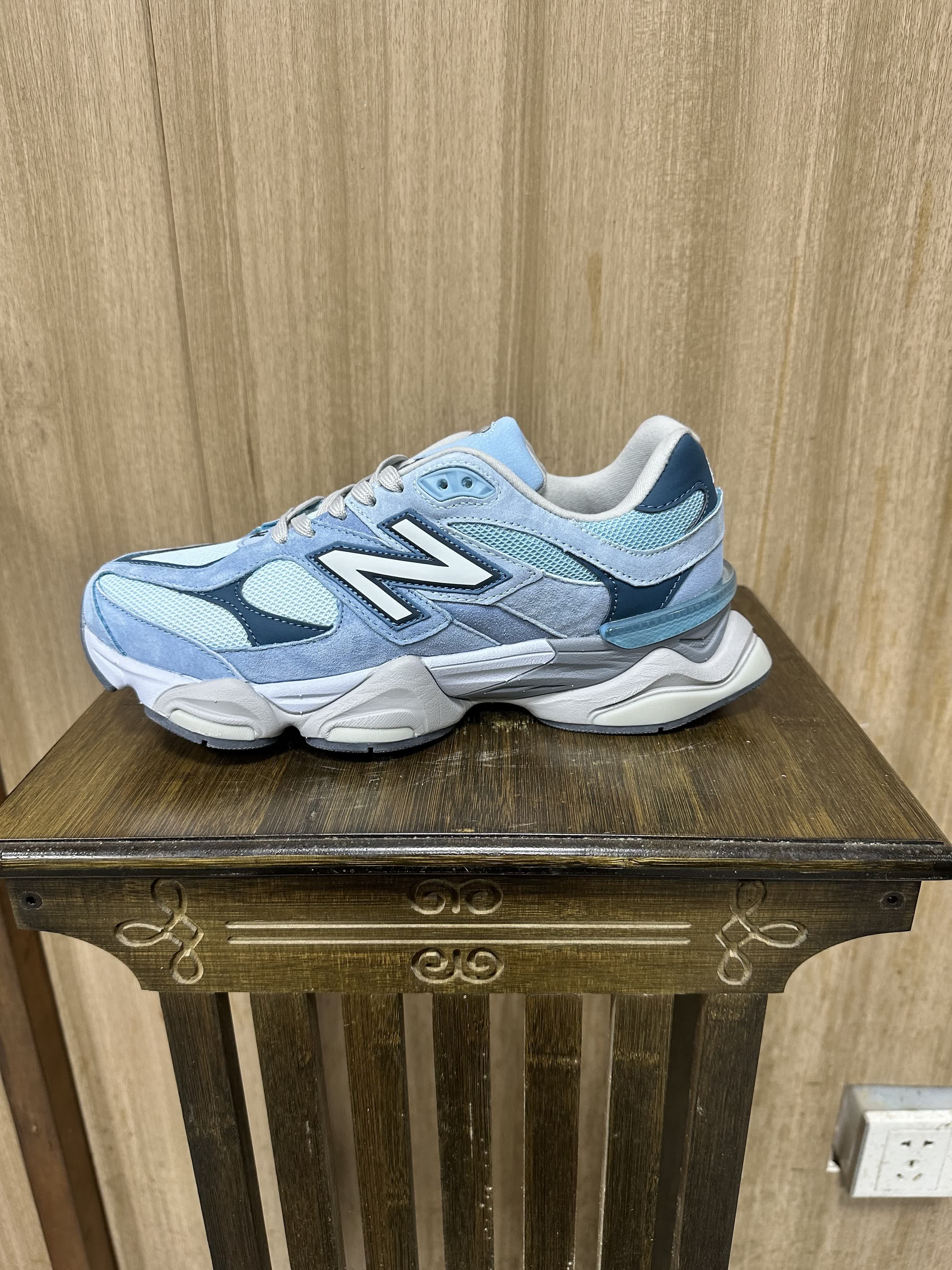 New Balance 9060