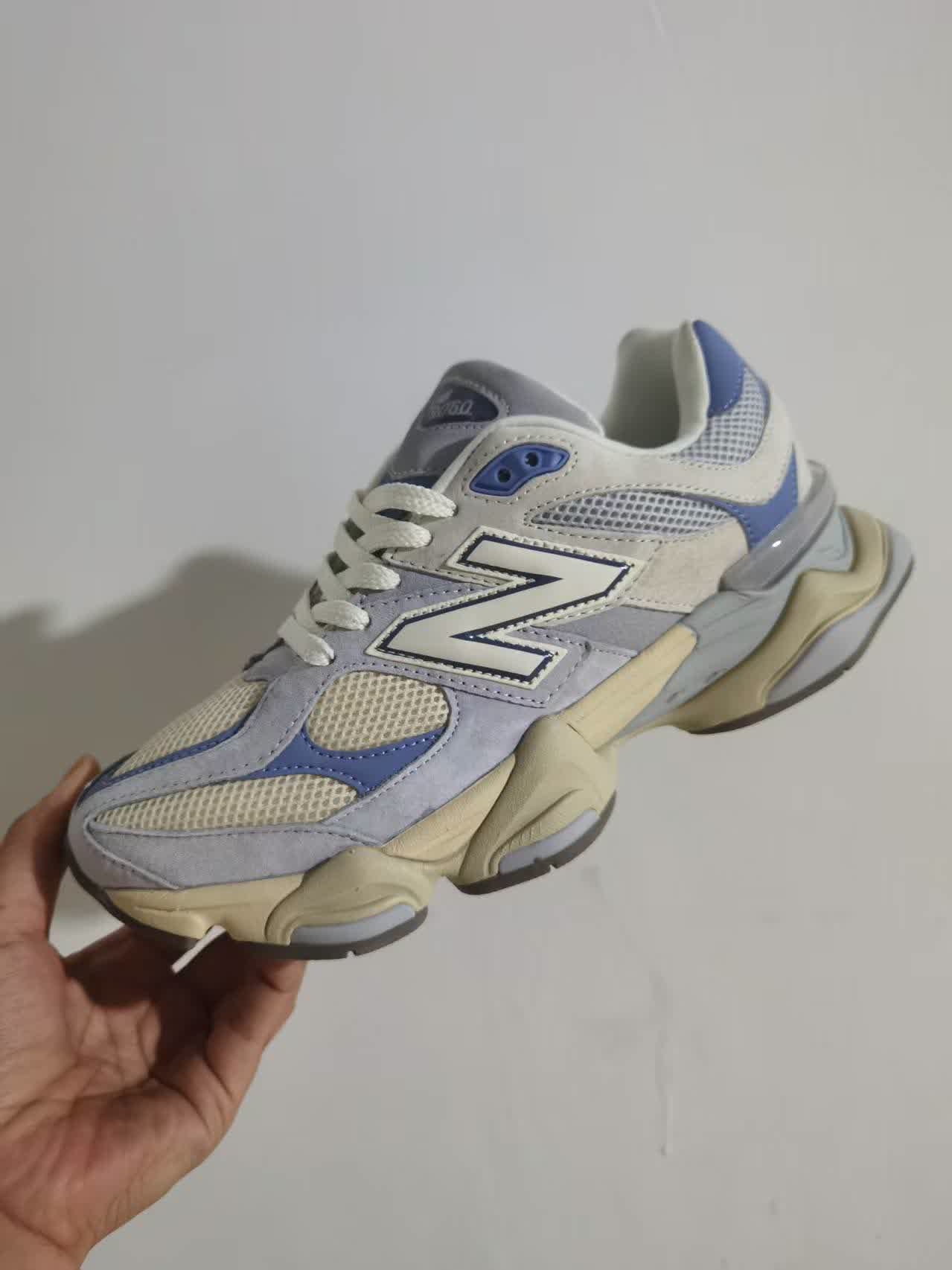 New Balance 9060