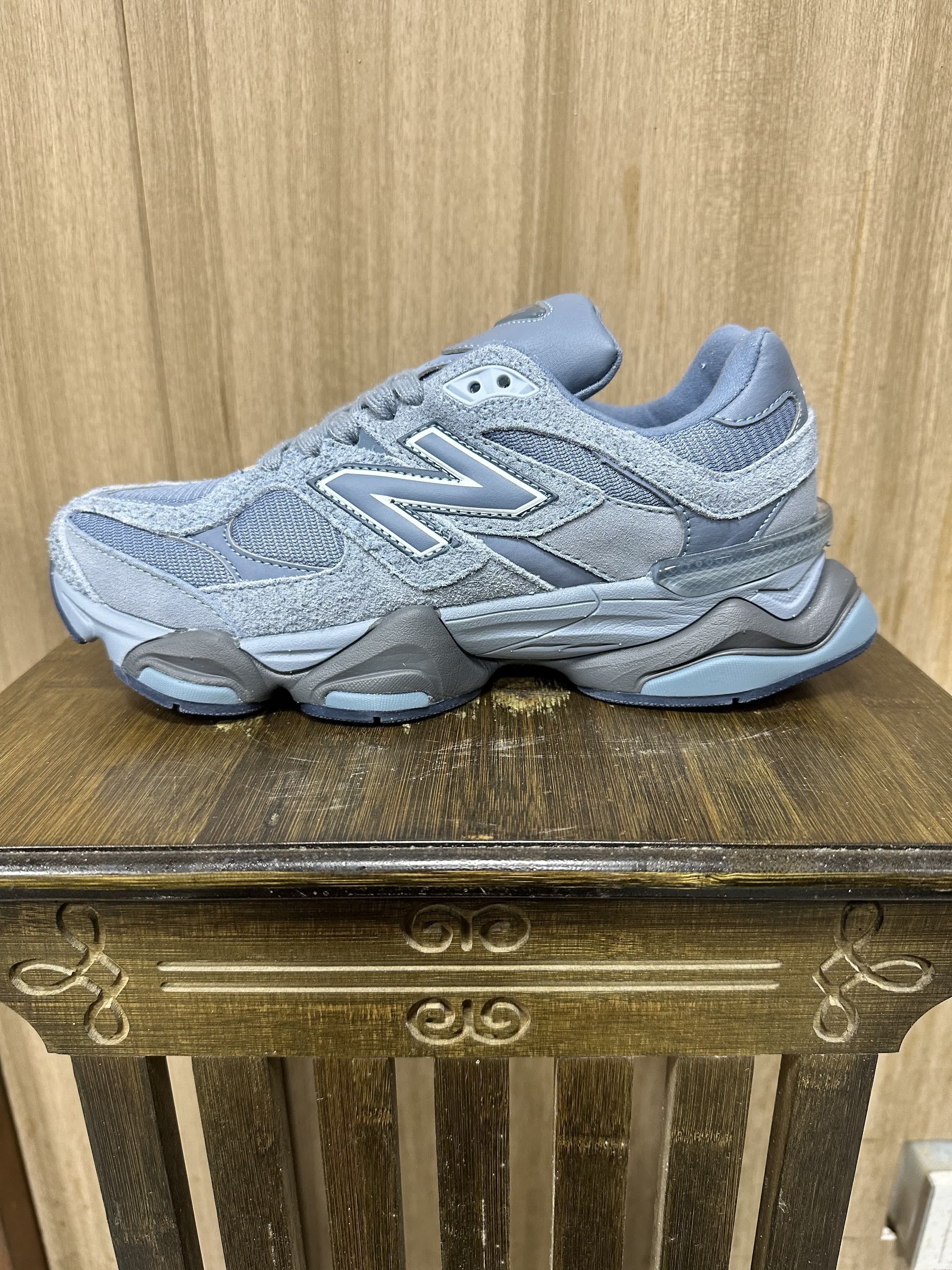 New Balance 9060