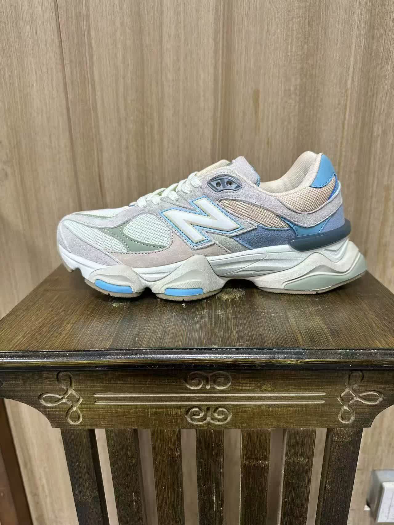 New Balance 9060