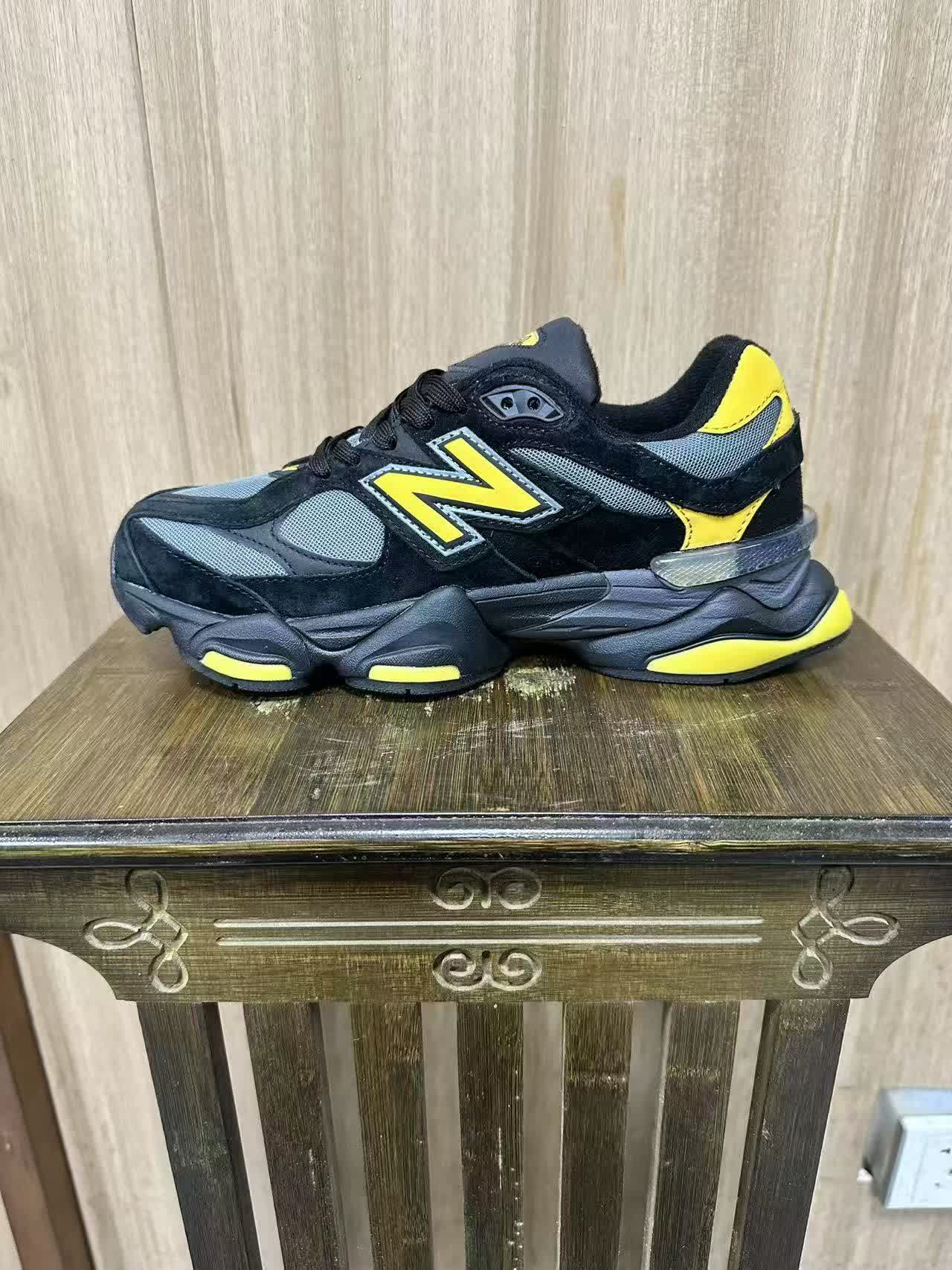 New Balance 9060