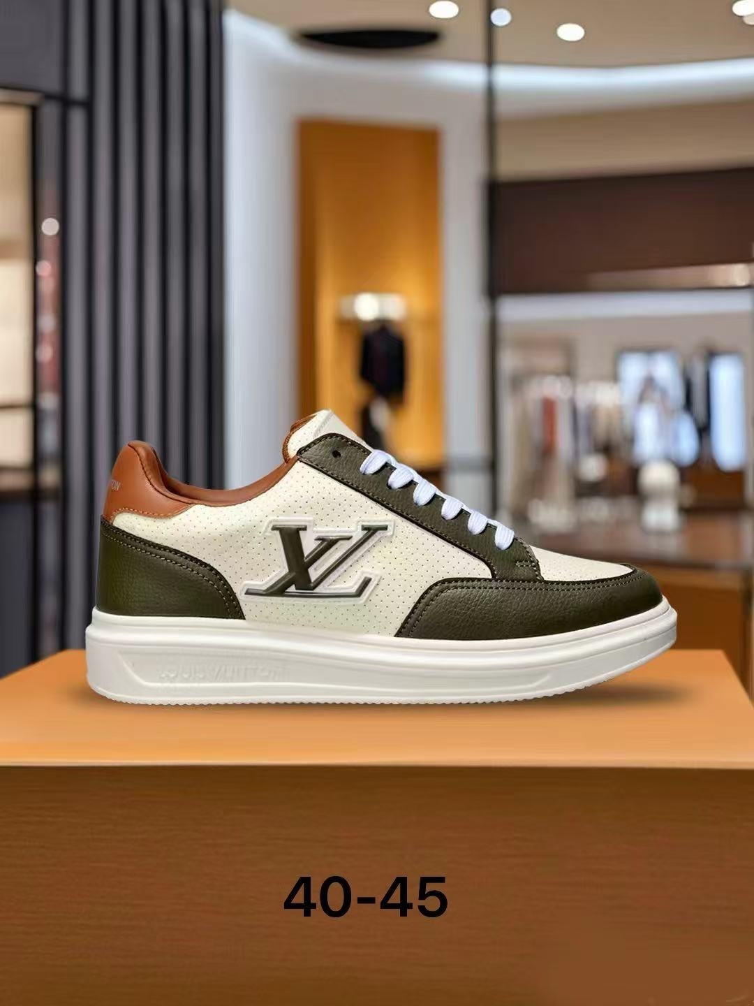 Louis Vuitton Groovy Platform