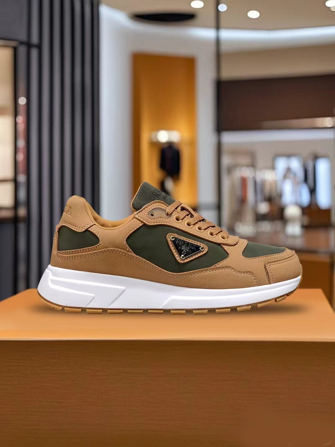 Prada Prax 01