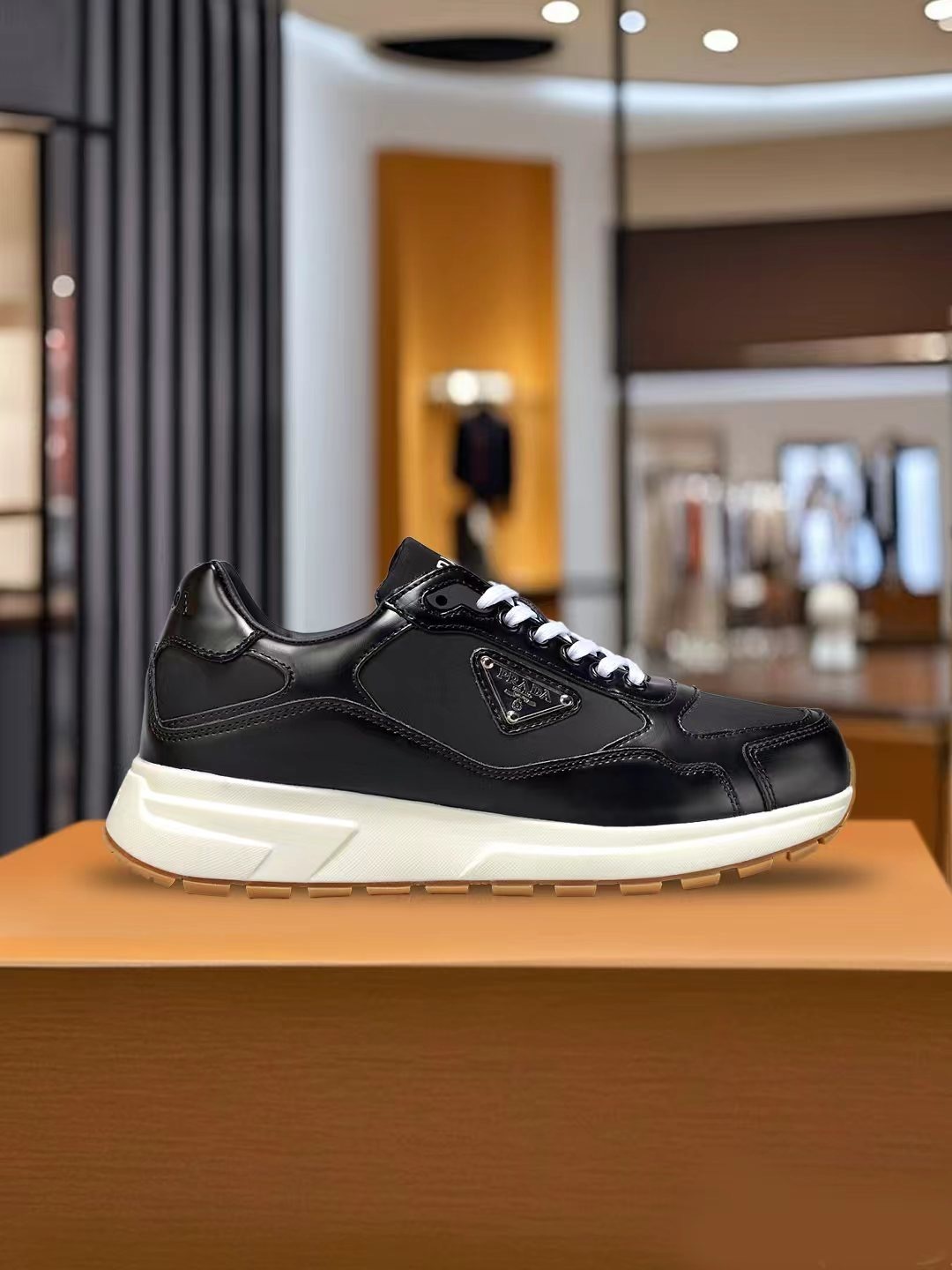 Prada Prax 01