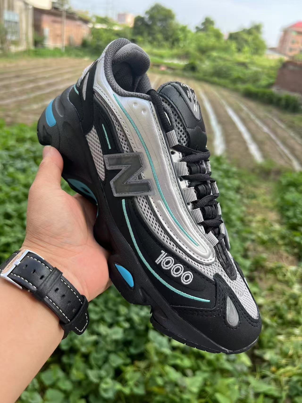 New Balance 1000