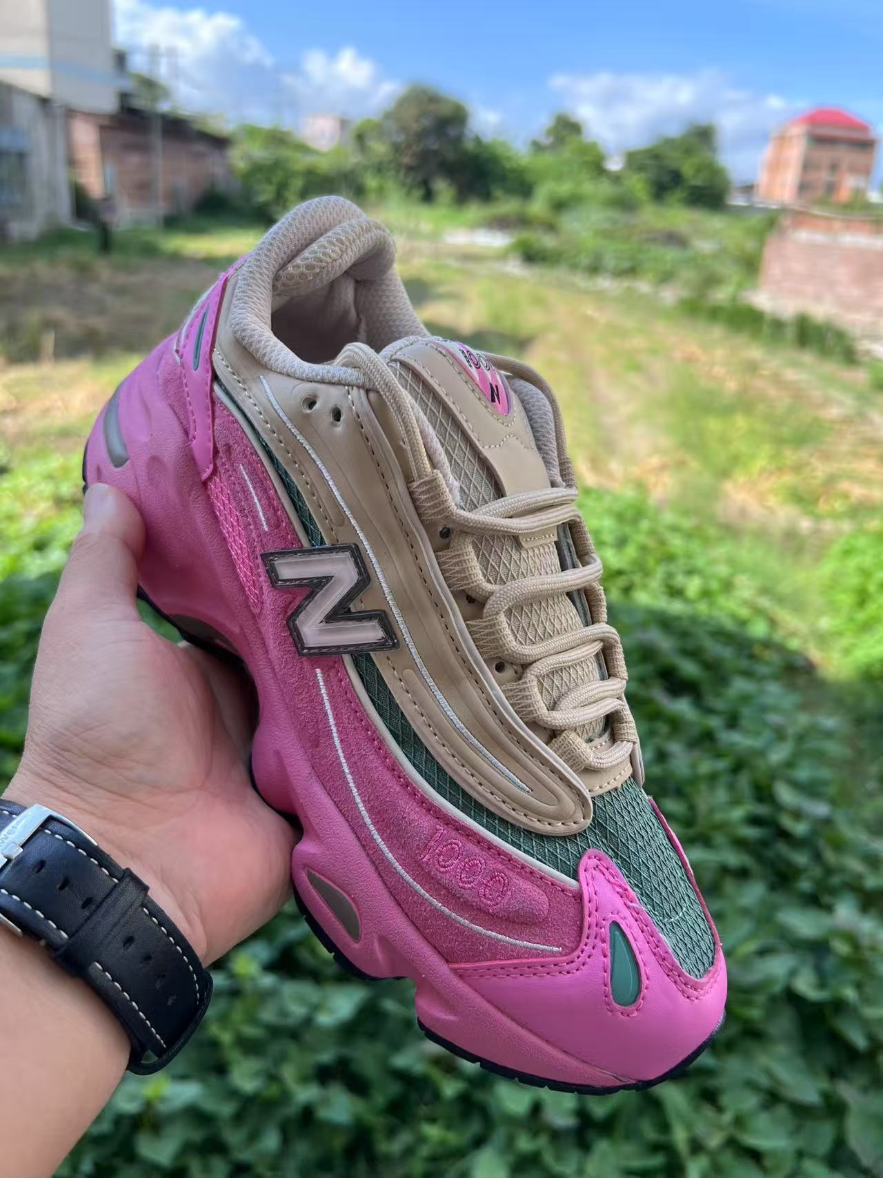 New Balance 1000