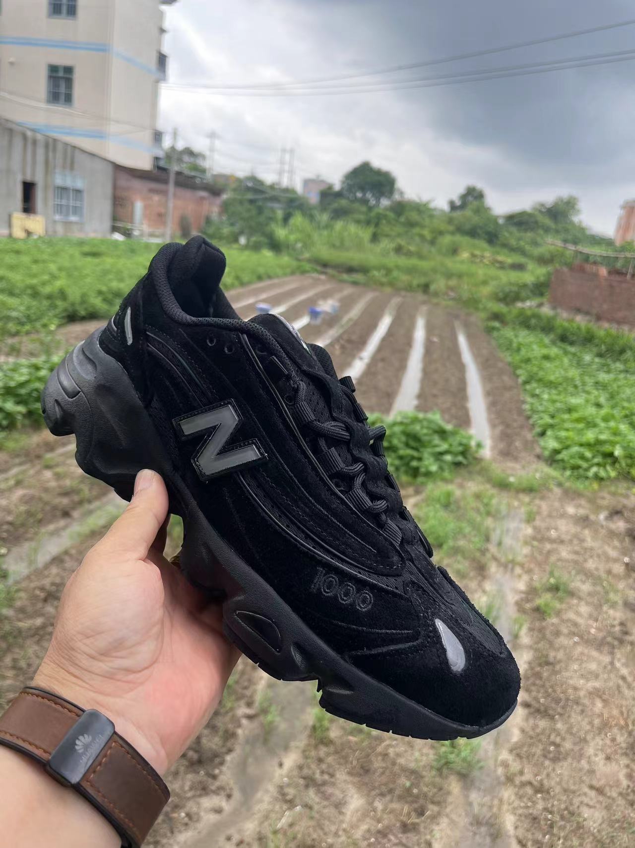 New Balance 1000