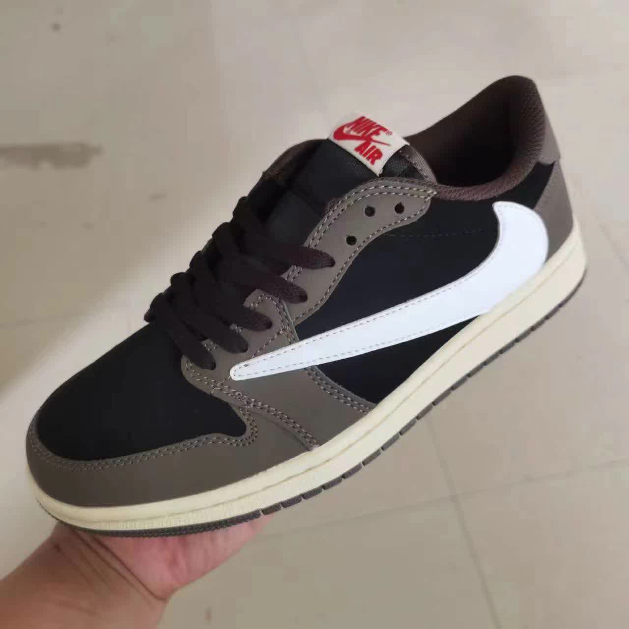 Travis Scott x Air Jordan 1 Low Golf