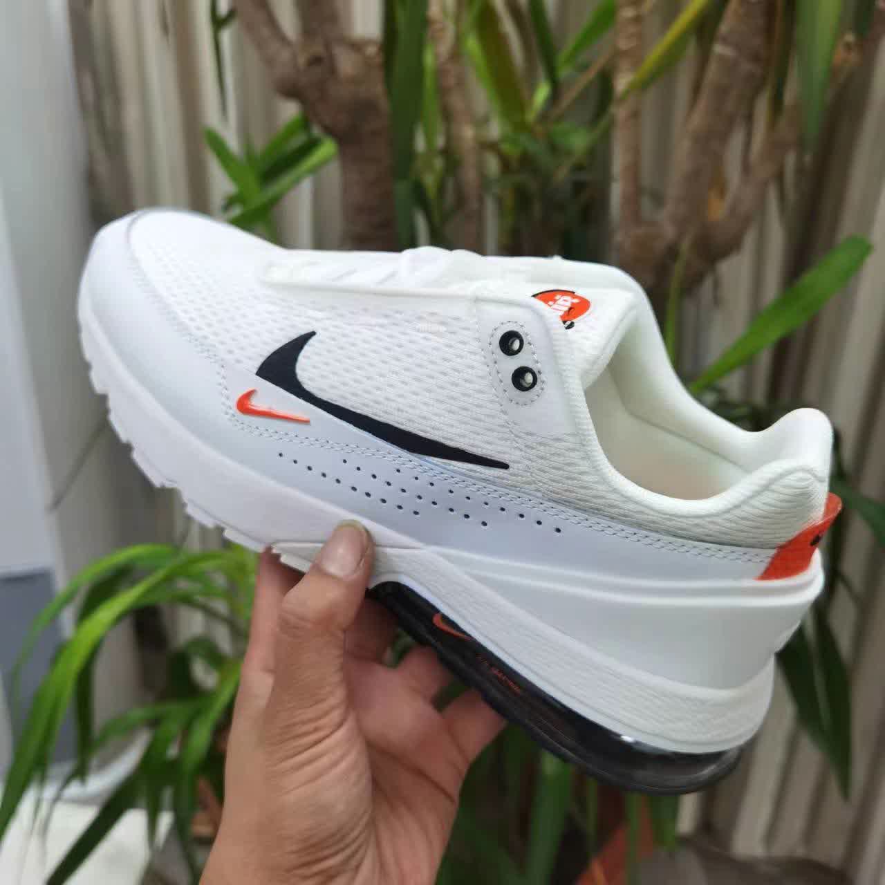 Nike Air Max Pulse