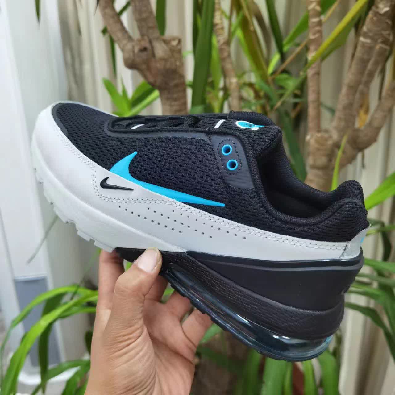 Nike Air Max Pulse