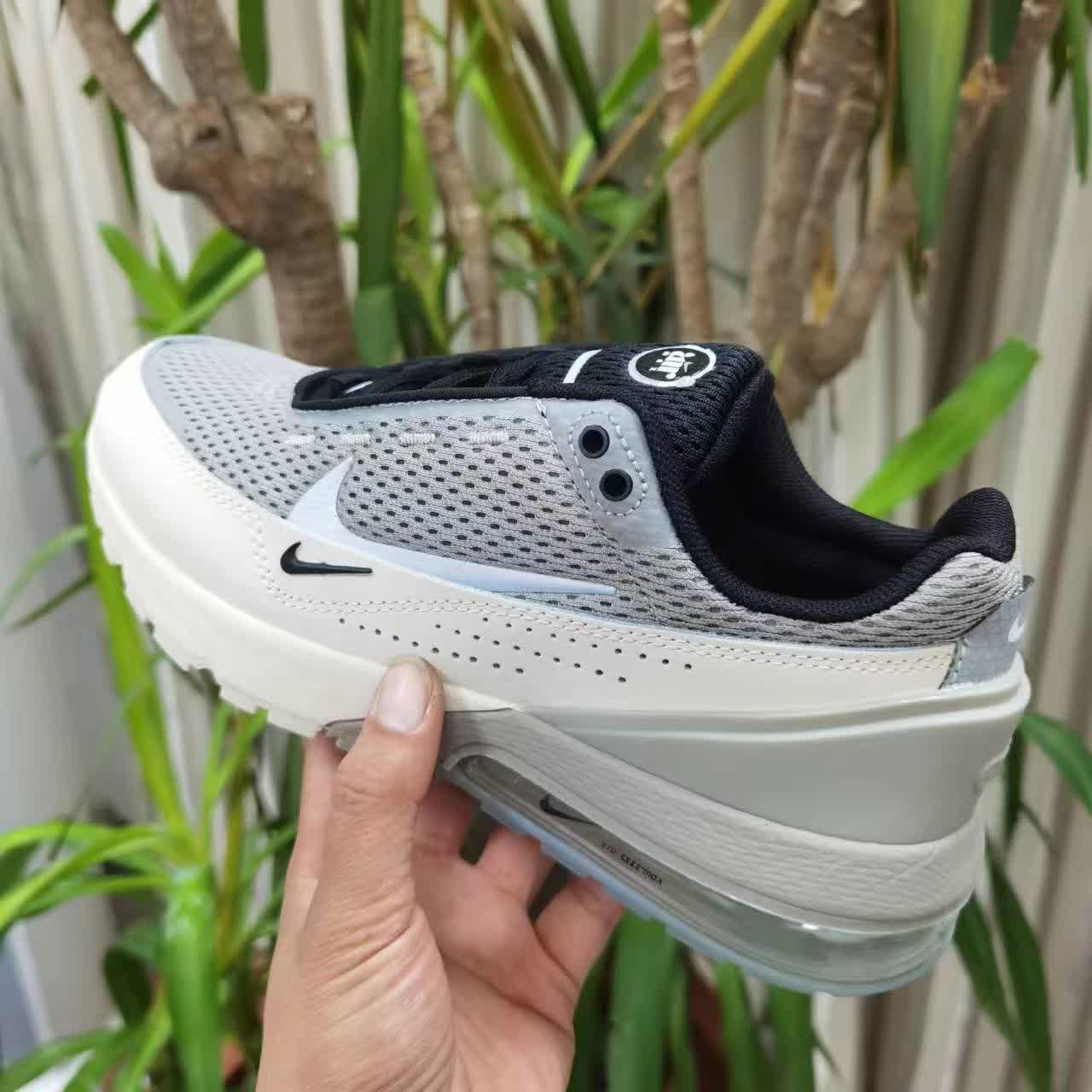 Nike Air Max Pulse
