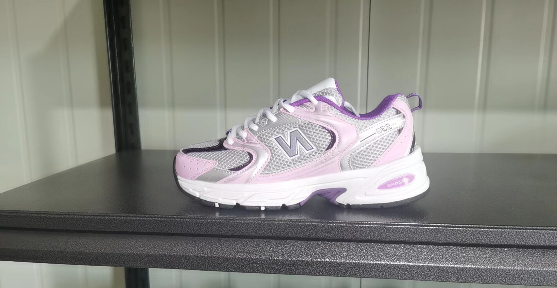 New Balance 530