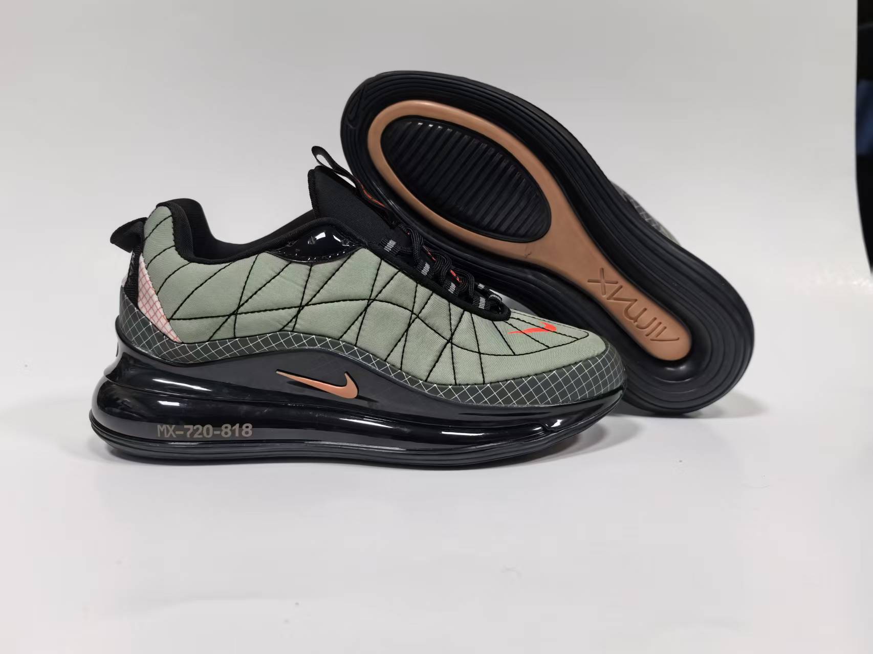 Nike Air Max 720