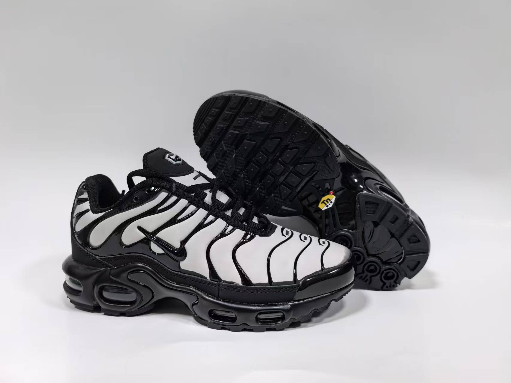 Nike Air Max Plus