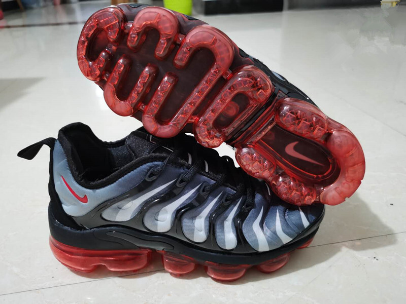 Nike Air VaporMax Plus