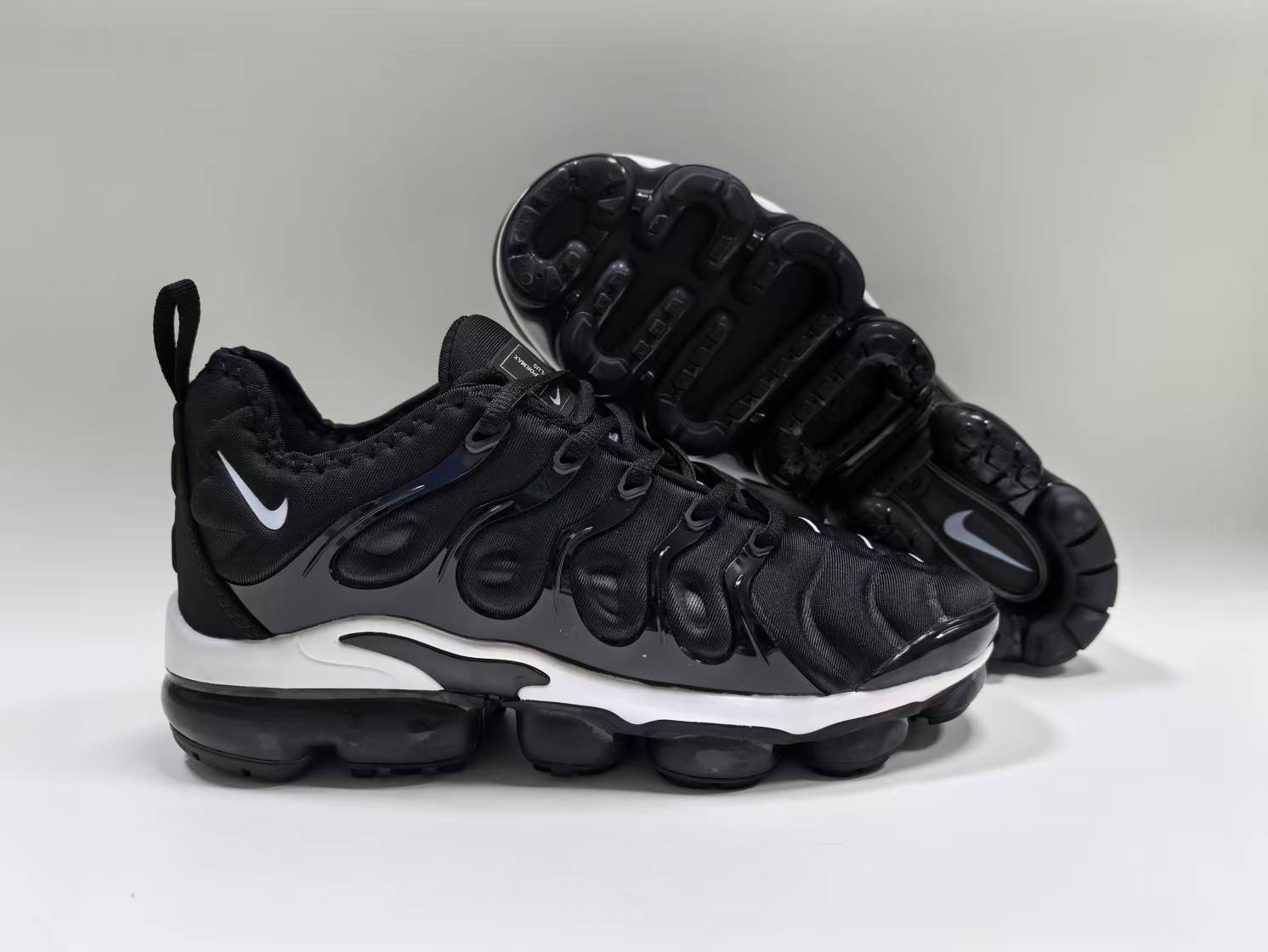 Nike Air VaporMax Plus