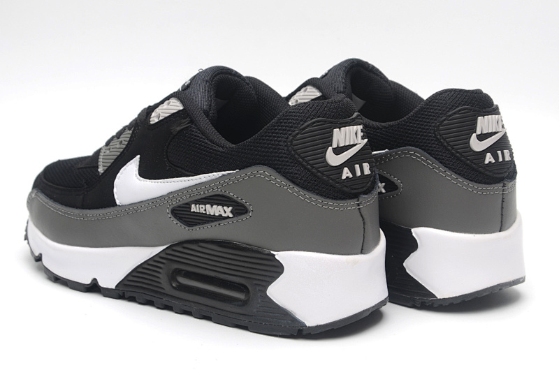 Nike.90 15