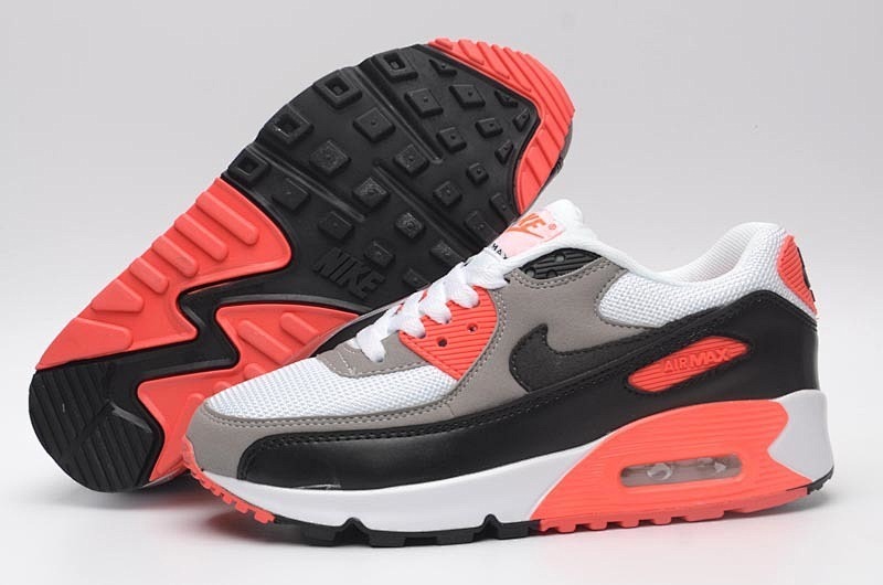 Nike.90 32
