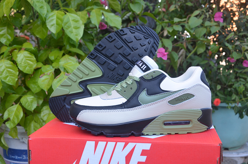 Nike.90 52