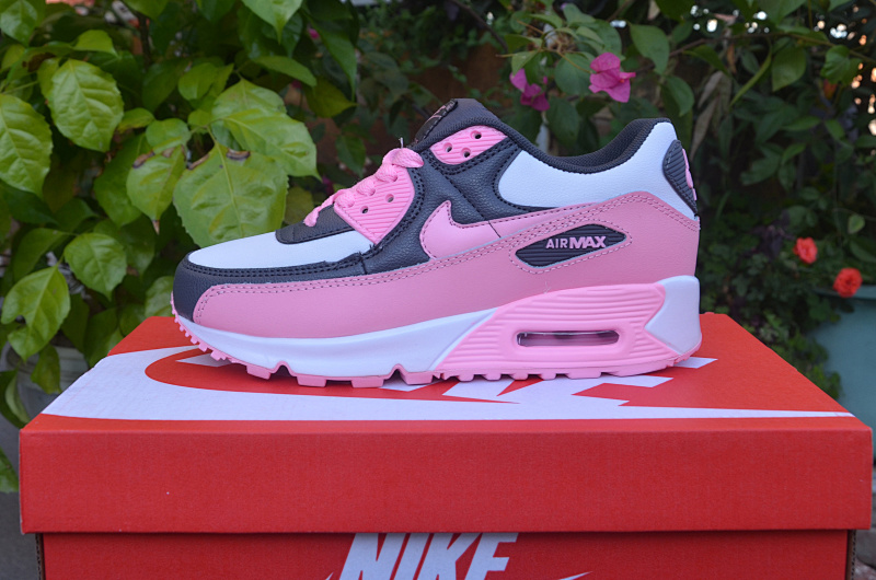 Nike.90 57