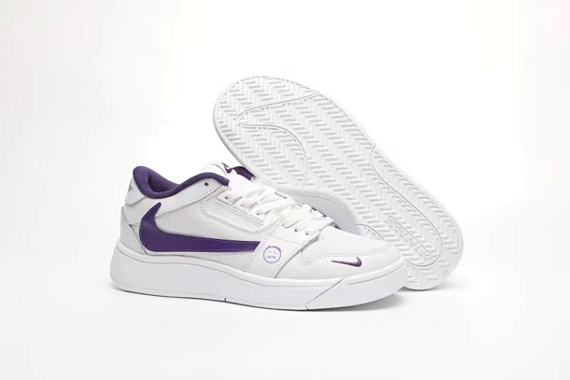 NIKE 9